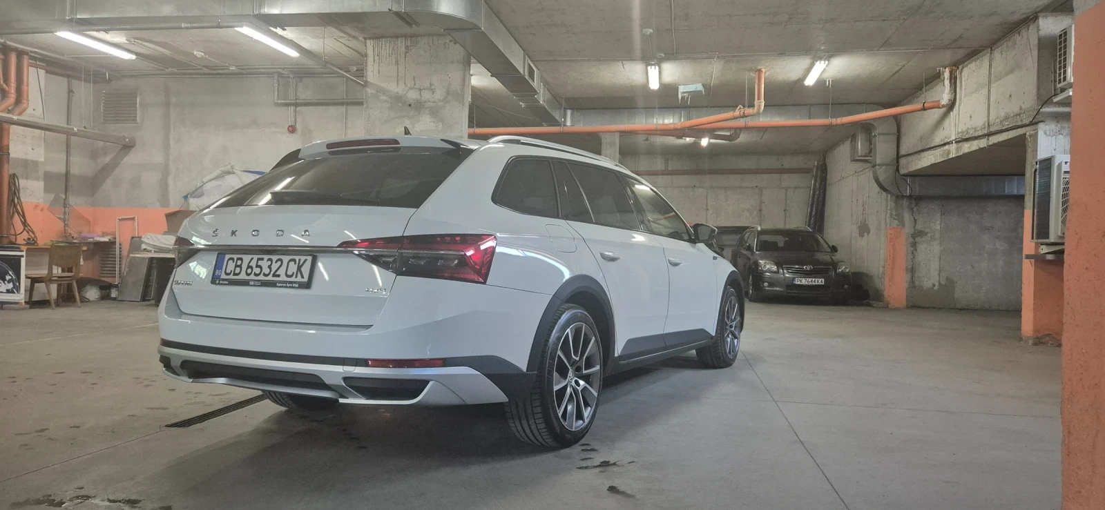 Skoda Superb Scout - изображение 3