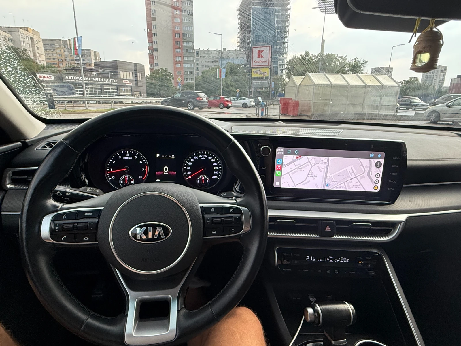 Kia K5 LPG / Trendy / Регистрирана и напълно обслужена - изображение 8