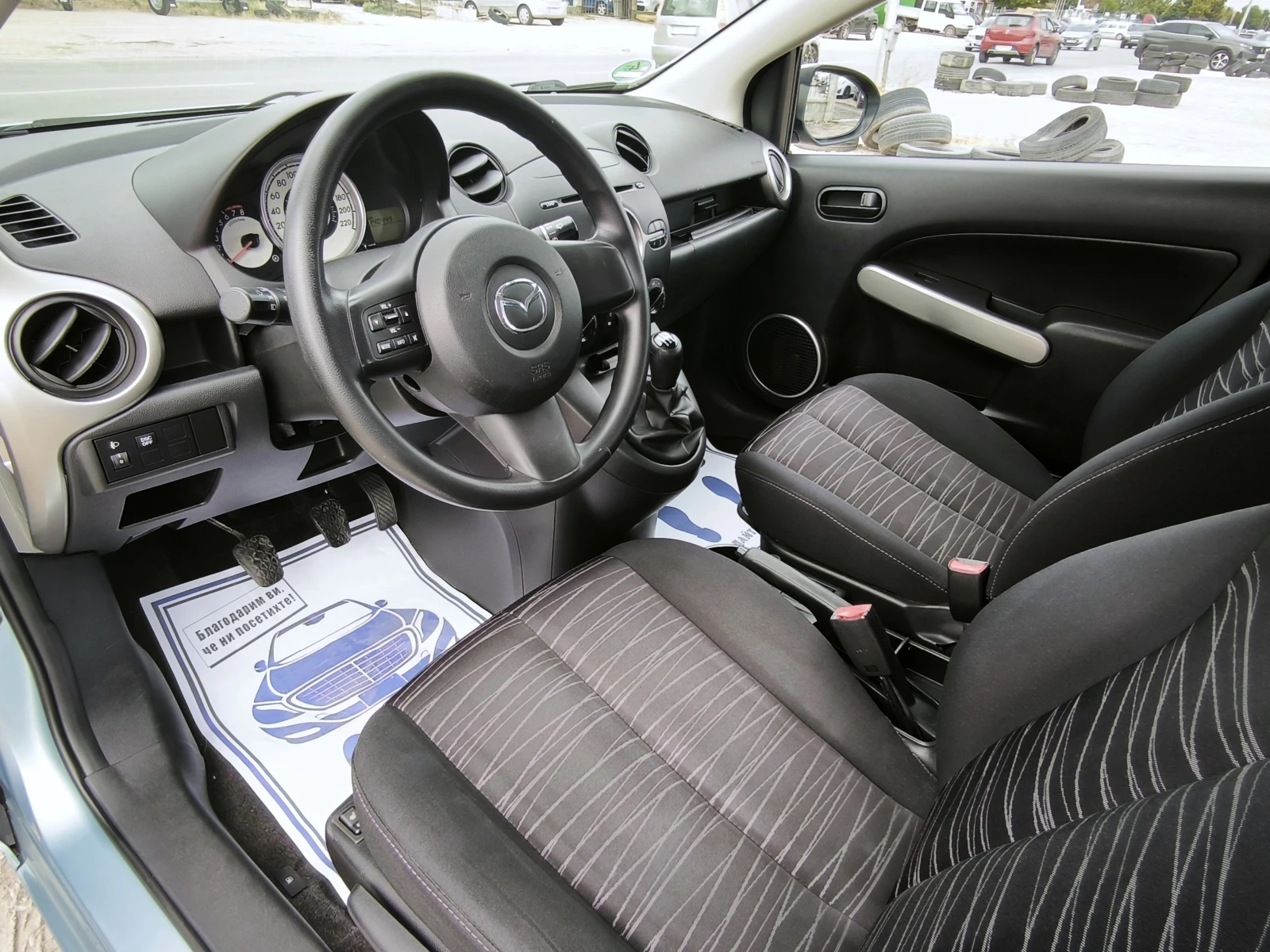 Mazda 2 1.4i EURO4 - изображение 7