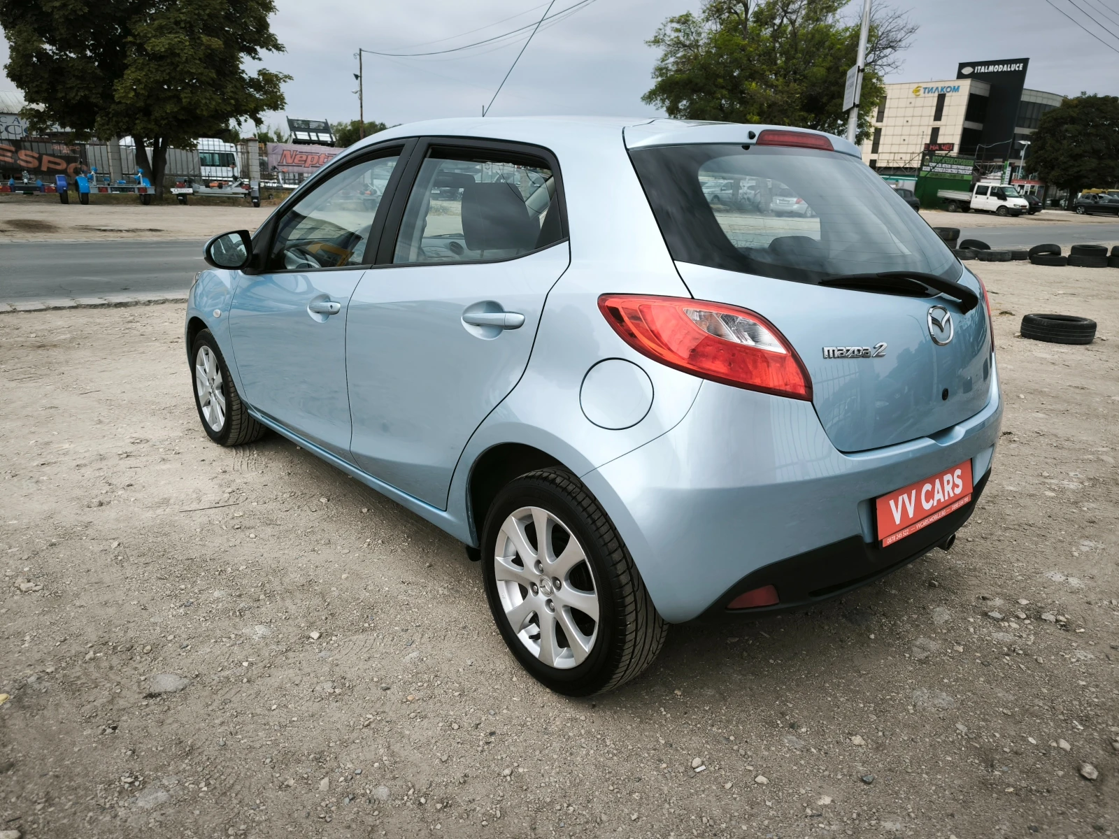 Mazda 2 1.4i EURO4 - изображение 4