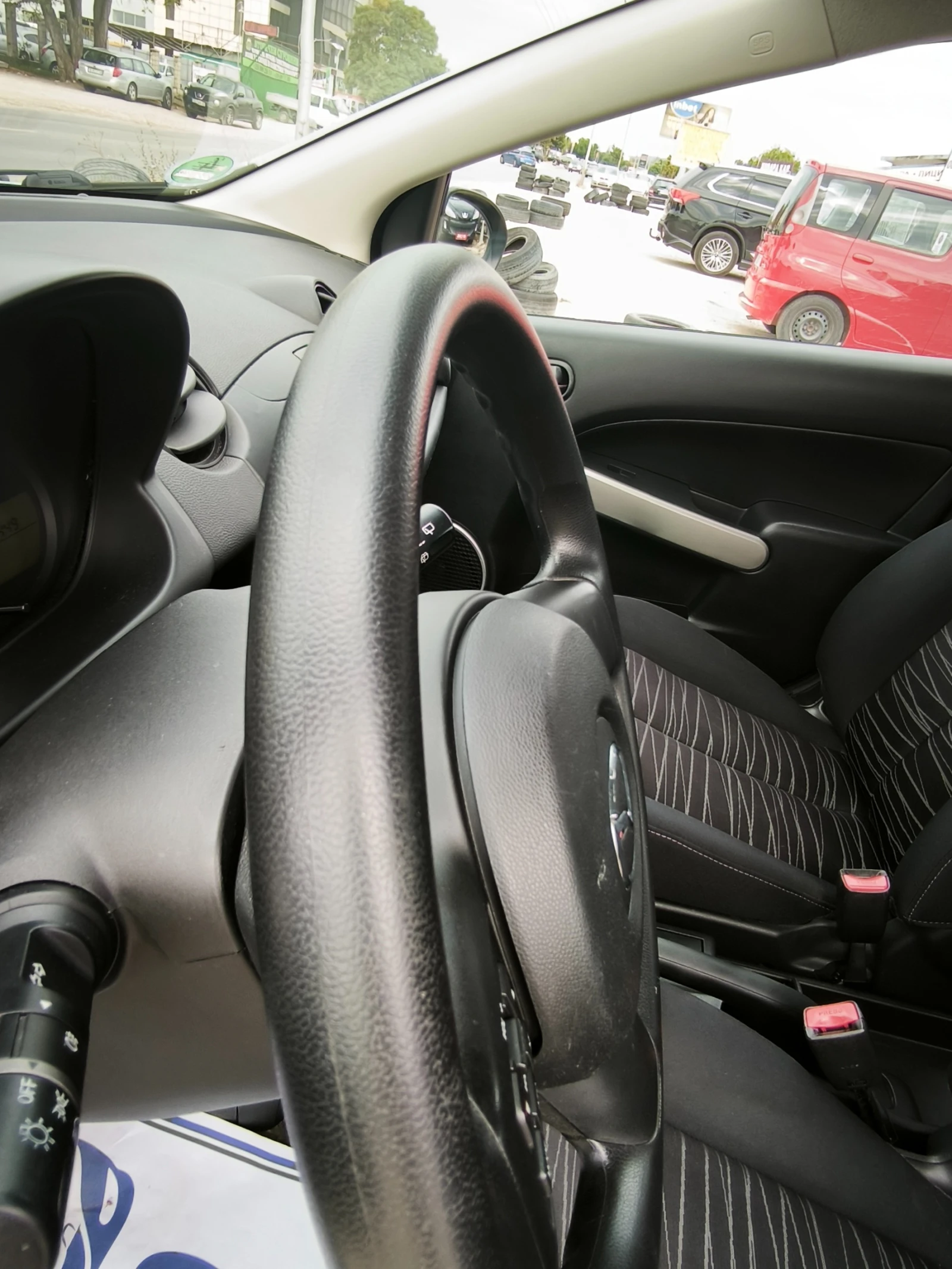 Mazda 2 1.4i EURO4 - изображение 10