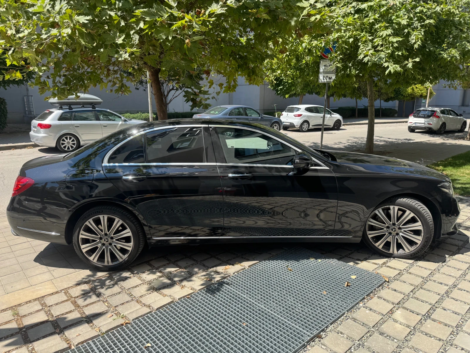 Mercedes-Benz E 400  - изображение 2