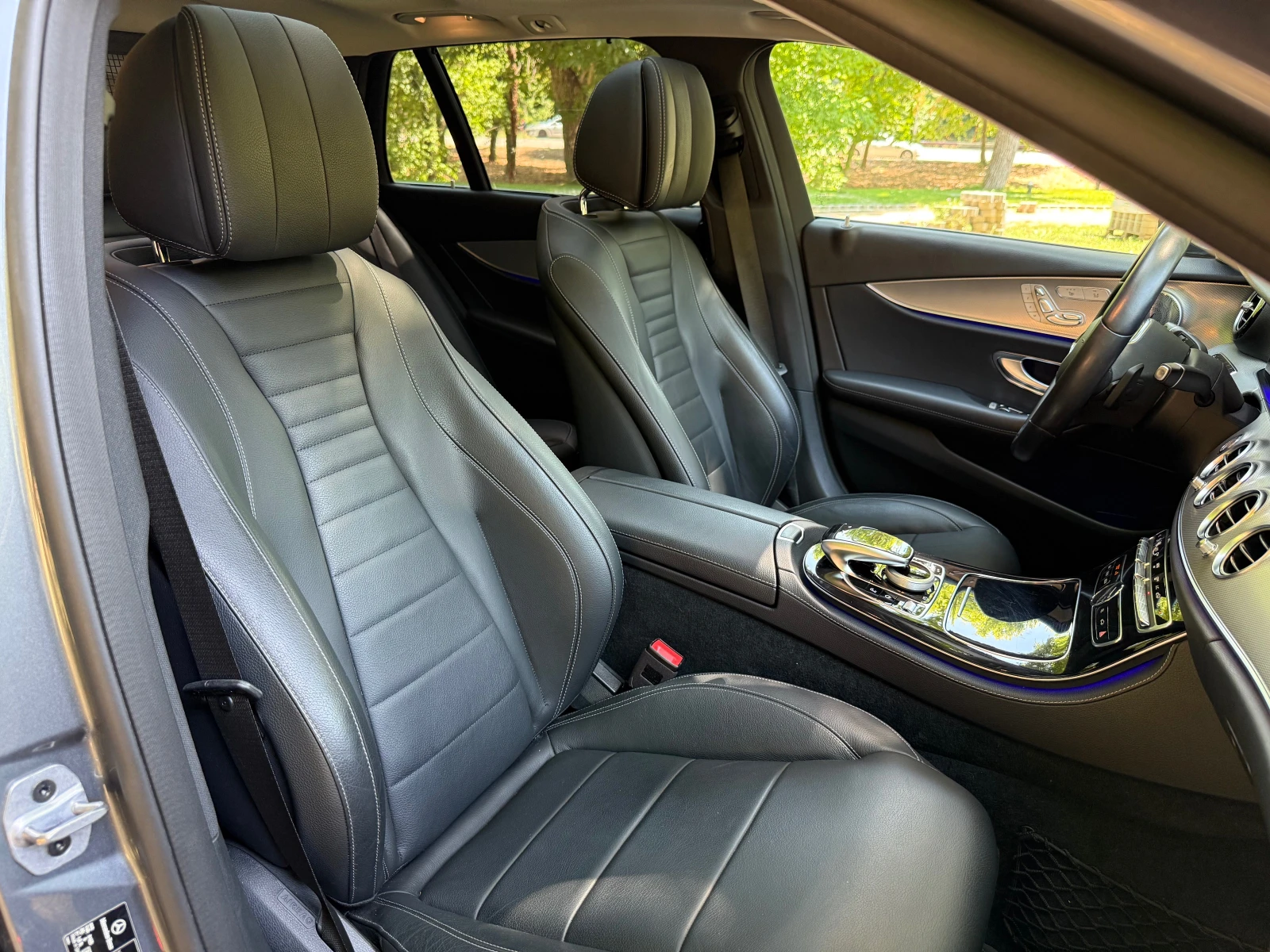 Mercedes-Benz E 220 4MATIC* AMG* PANO* CAM360* 9G* FULL - изображение 10