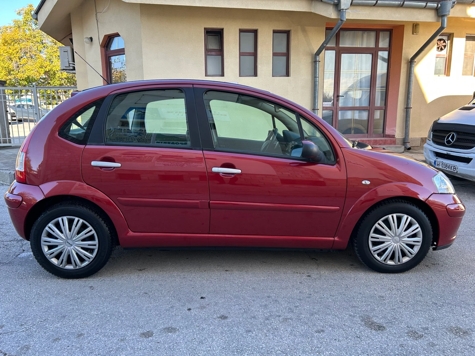 Citroen C3 1.4i 88к.с. АВТОМАТИК - изображение 4