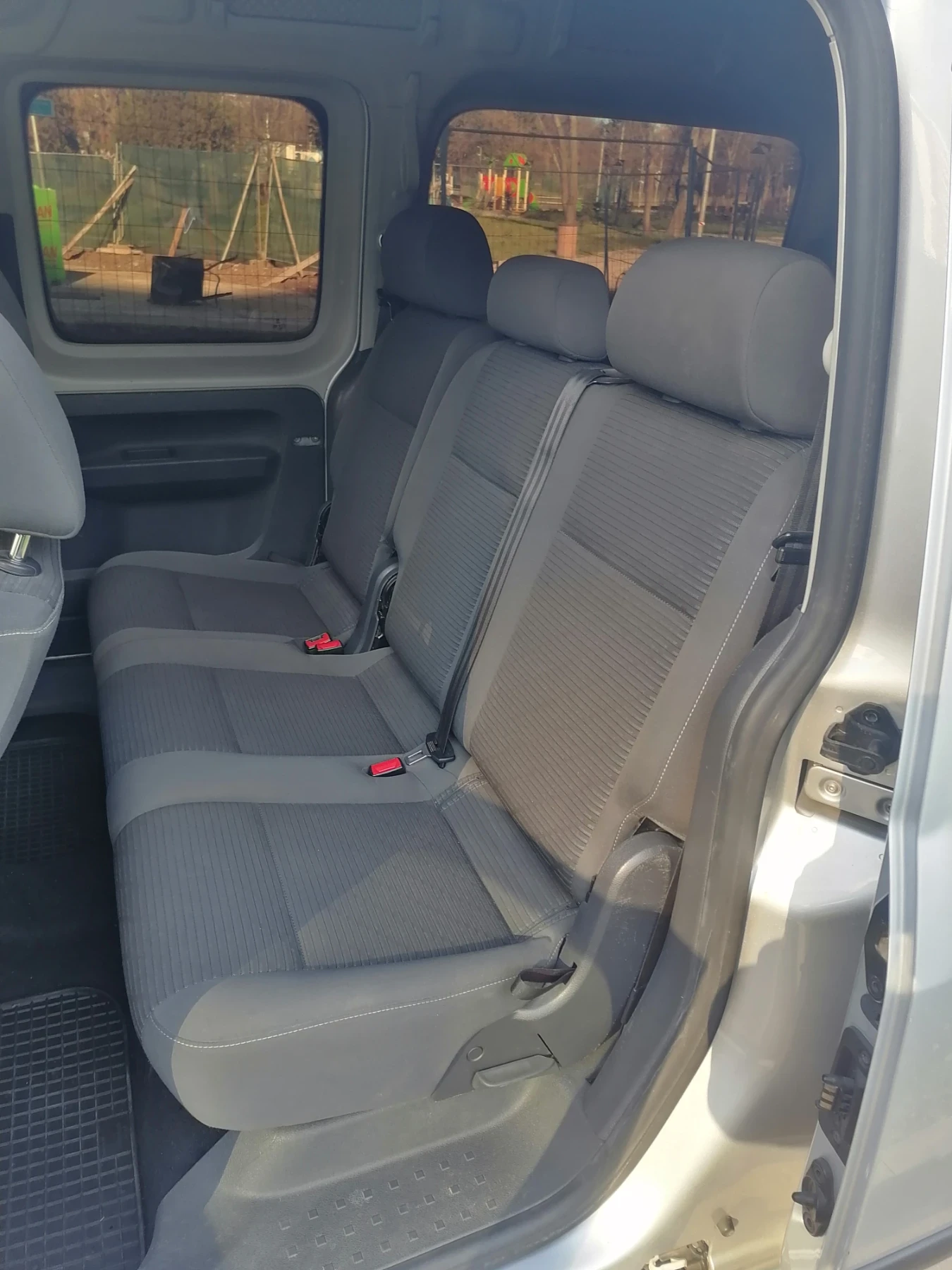 VW Caddy | Mobile.bg � ����������� 12