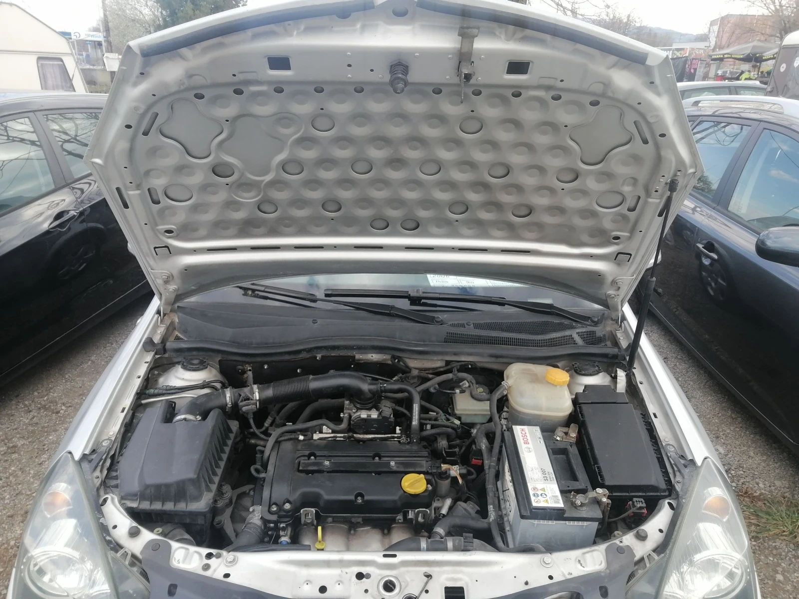 Opel Astra 1.4 , 90к.с., снимка 15 - Автомобили и джипове - 53265177