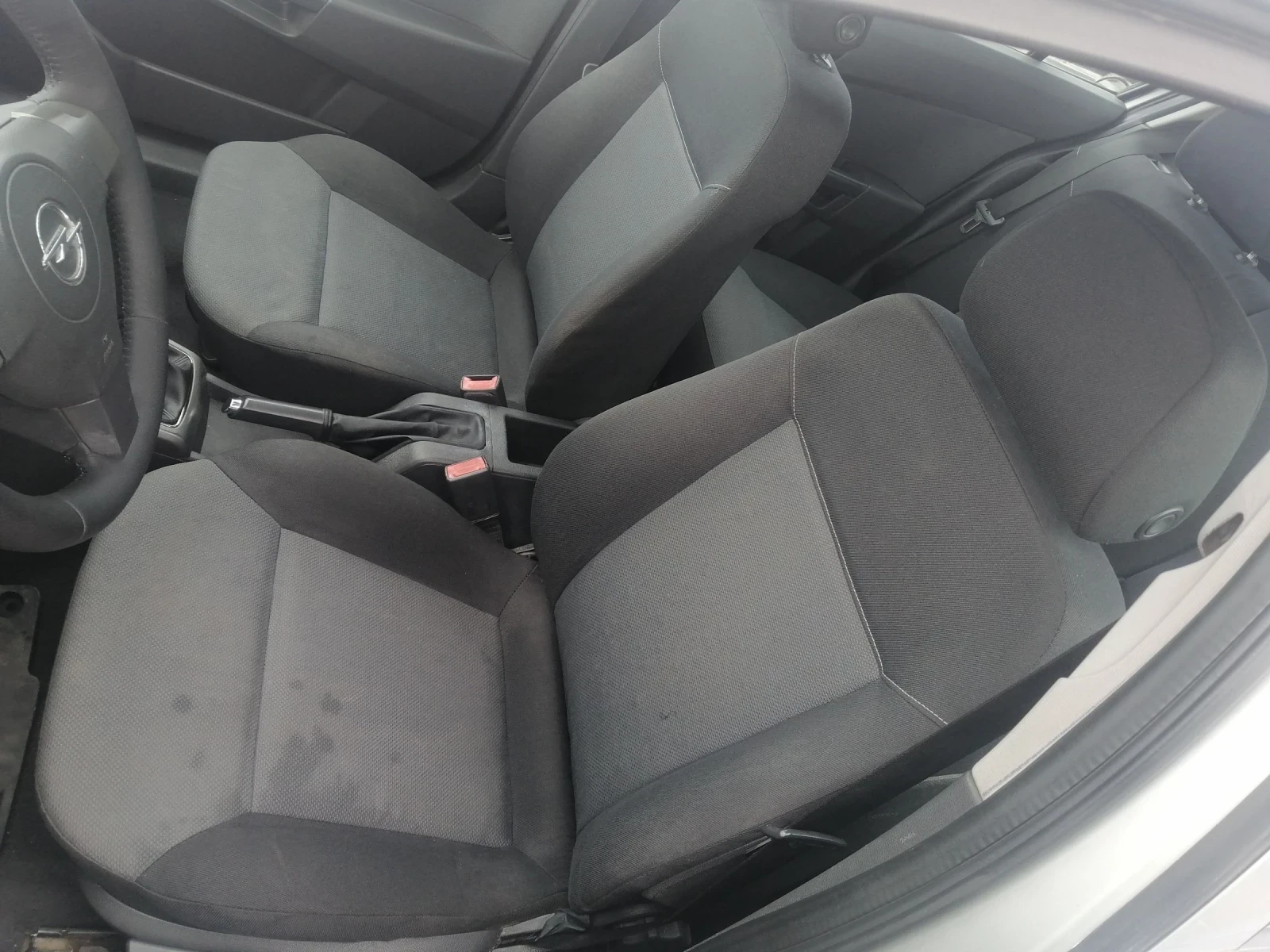 Opel Astra 1.4 , 90к.с., снимка 6 - Автомобили и джипове - 53265177