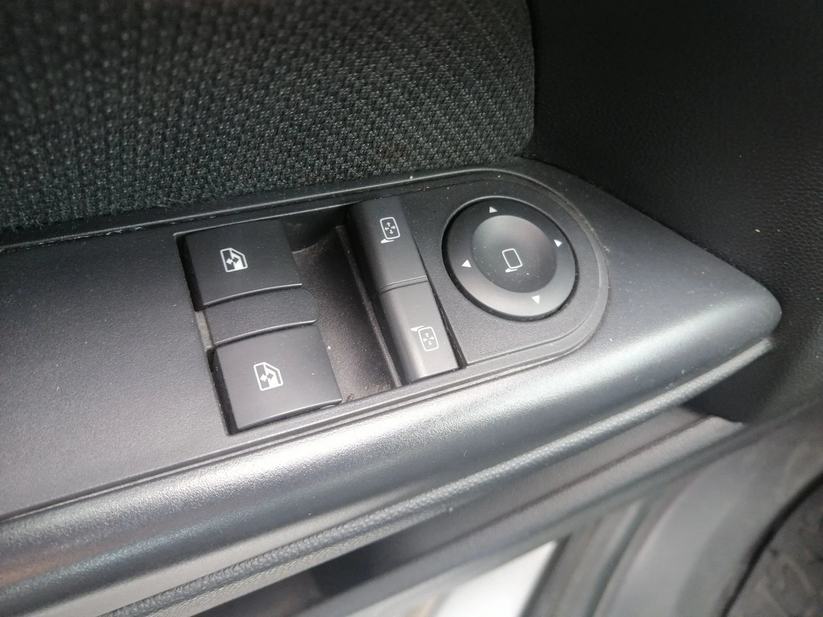 Opel Astra 1.4 , 90к.с., снимка 7 - Автомобили и джипове - 53265177