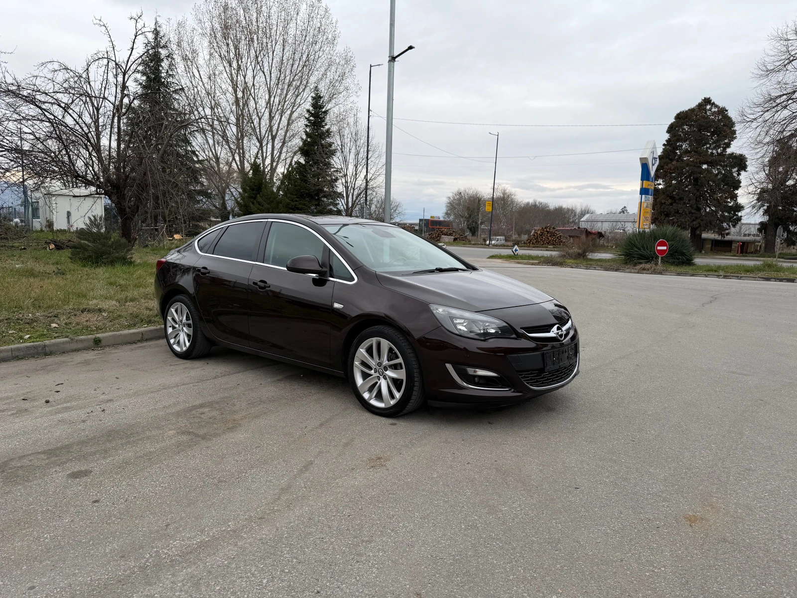 Opel Insignia 1.4 Turbo Cosmo, снимка 2 - Автомобили и джипове - 53953984