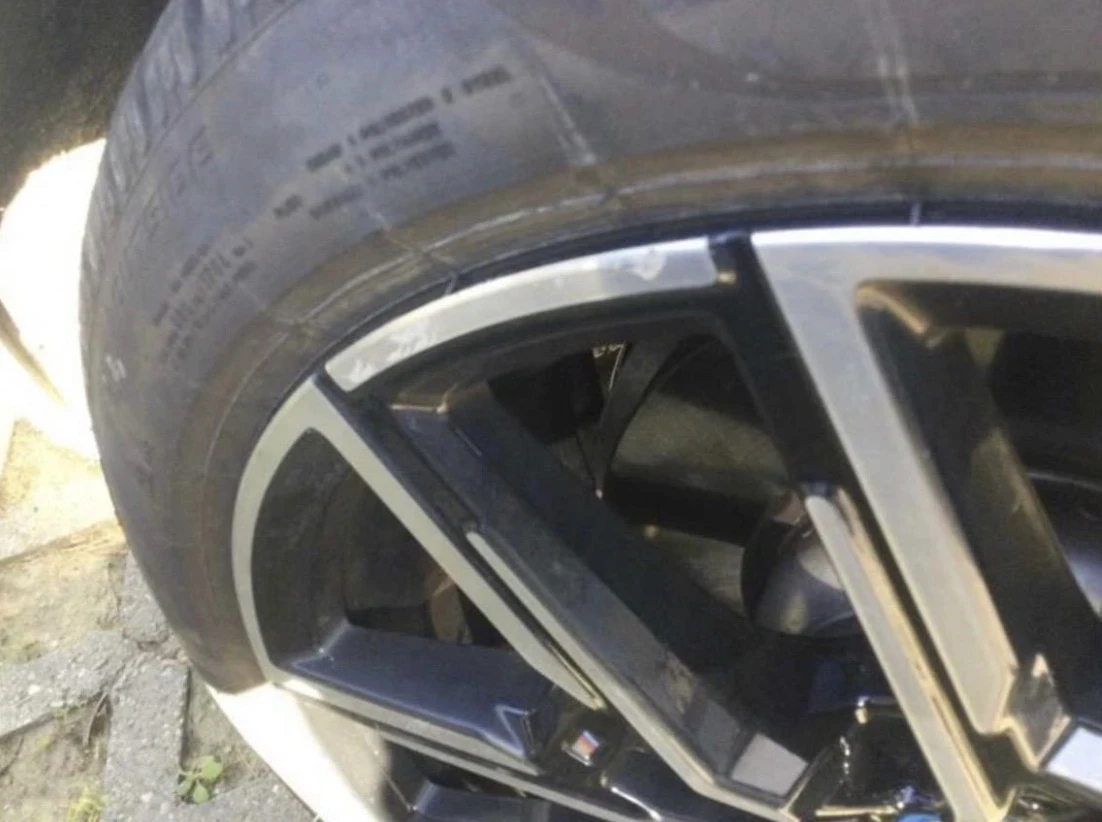 BMW i4 eDrive 40 Msport, снимка 5 - Автомобили и джипове - 54164384