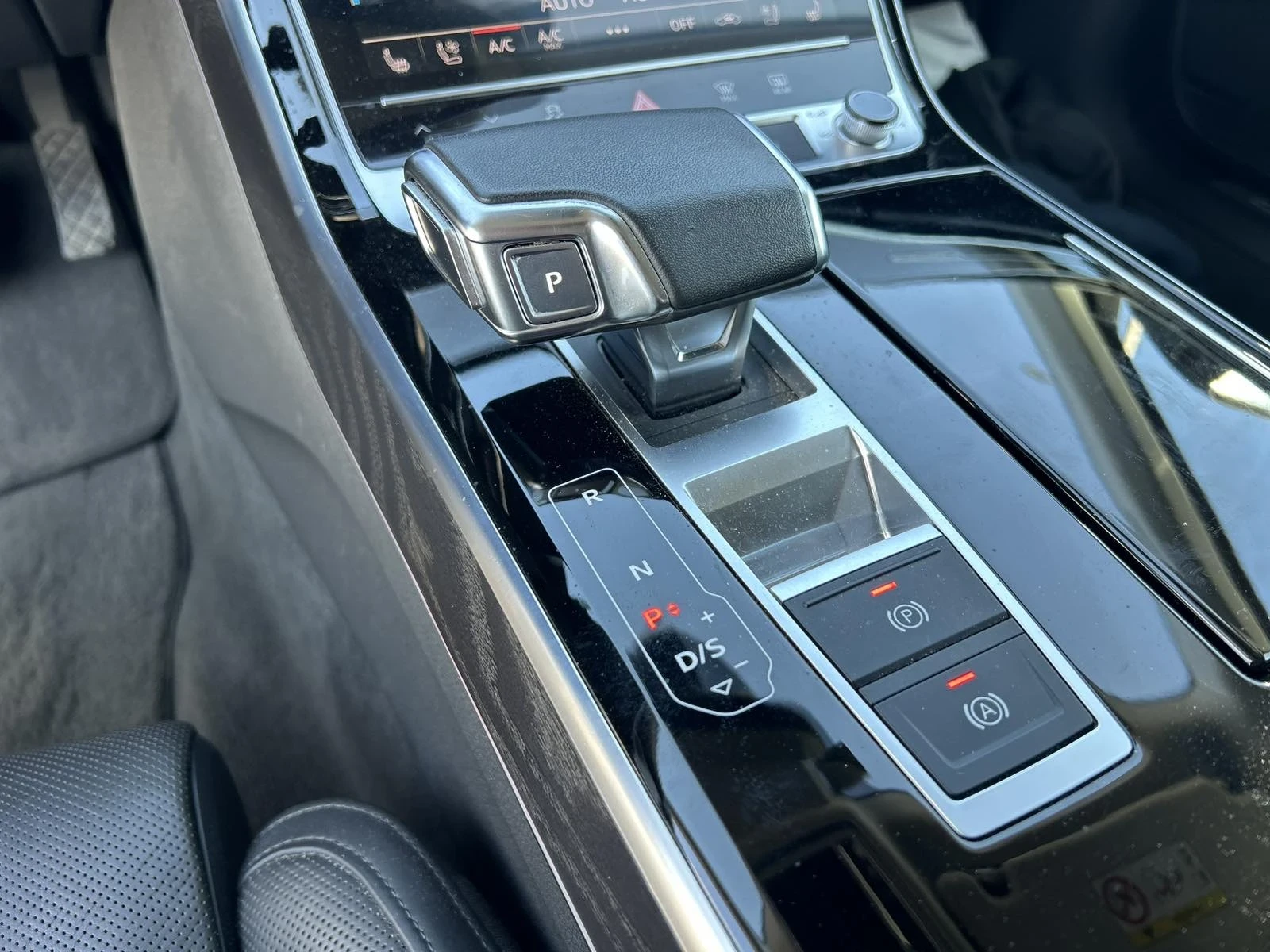 Audi A8 quattro, снимка 12 - Автомобили и джипове - 54177863