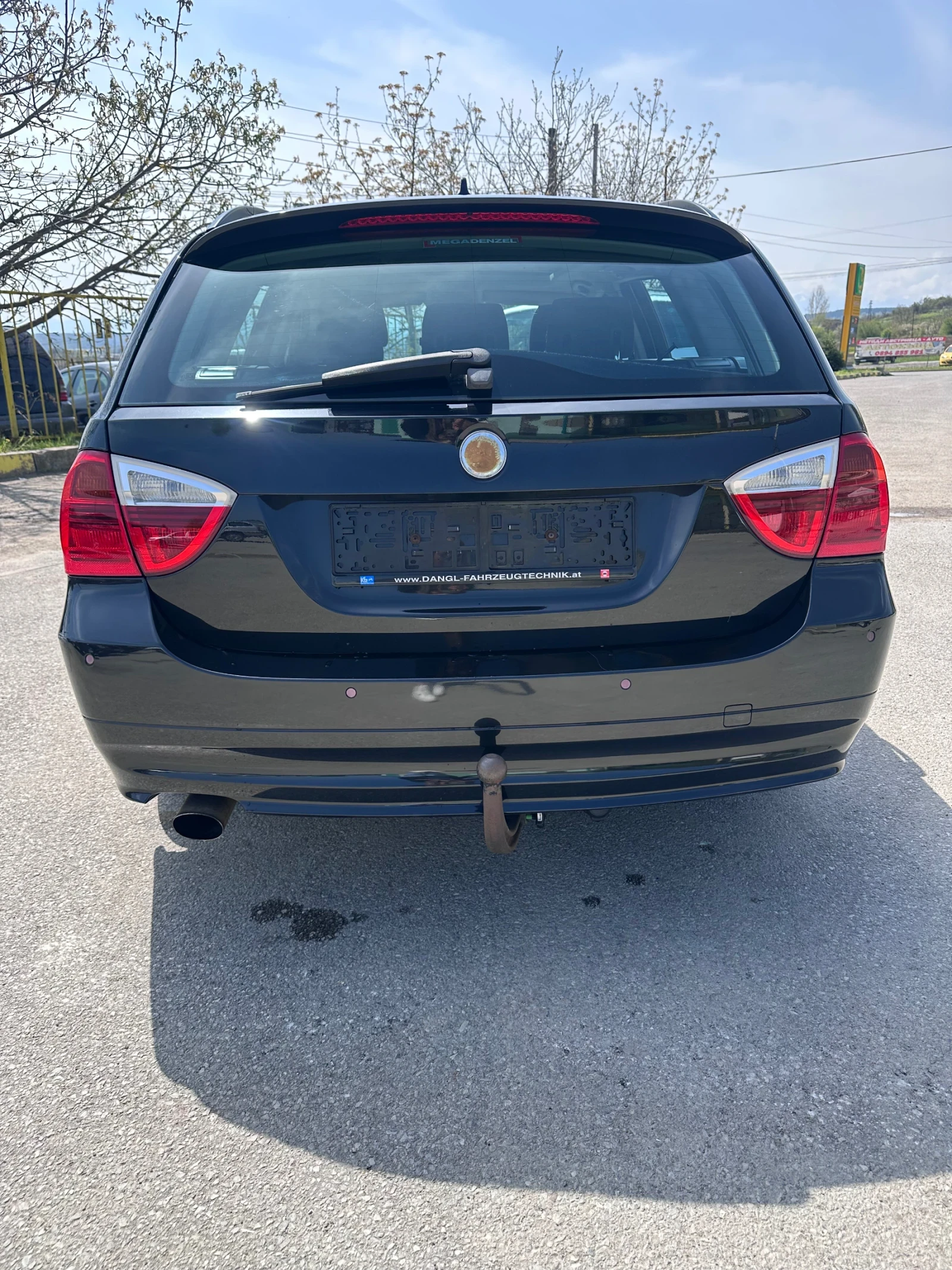 BMW 320 2.0, снимка 14 - Автомобили и джипове - 54217371