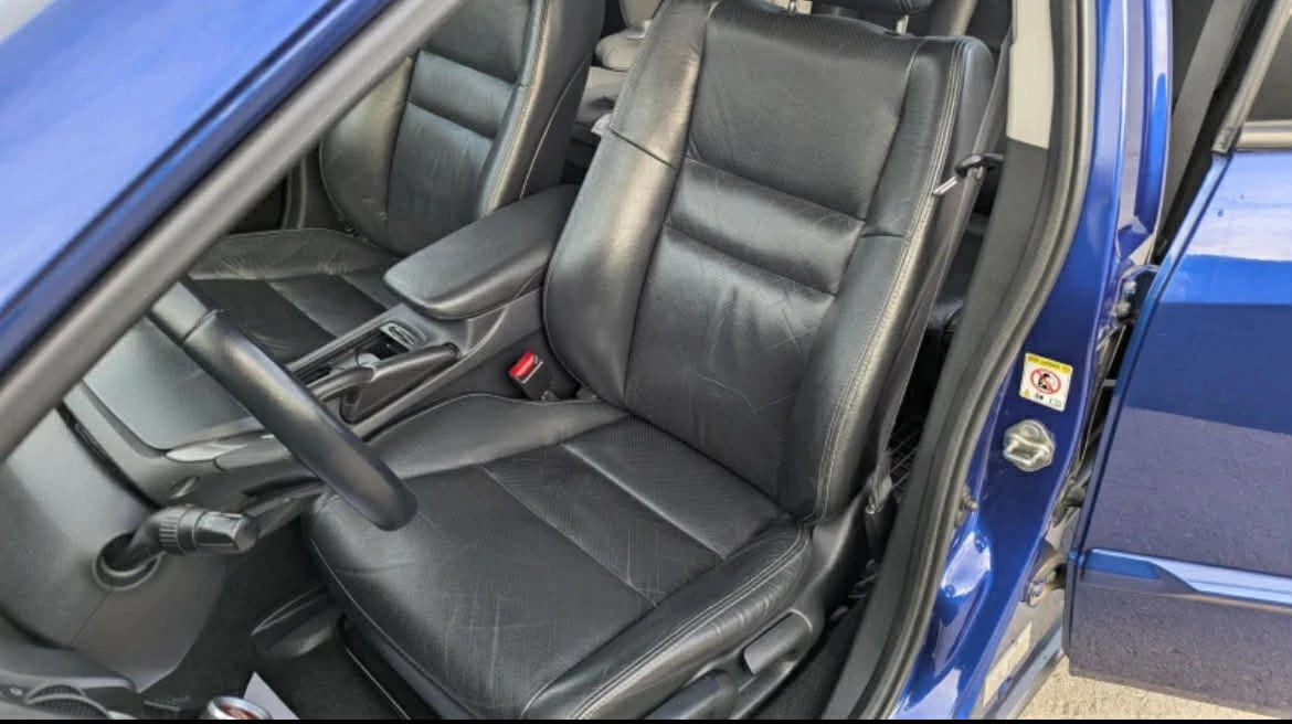 Honda Civic 1.8 i-VTEC Executive, снимка 6 - Автомобили и джипове - 54292691