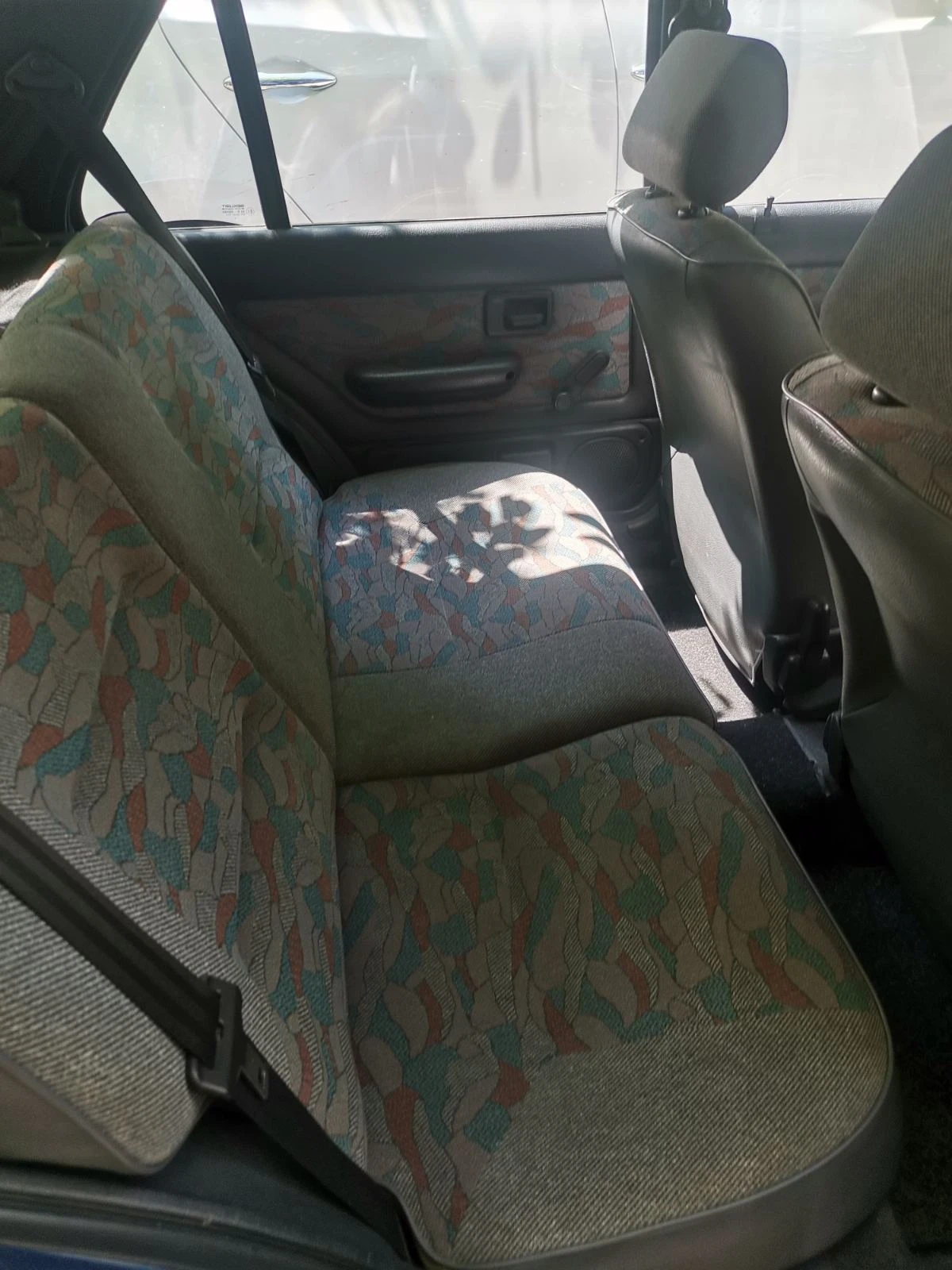 Peugeot 106 Хечбек , снимка 3 - Автомобили и джипове - 54498631
