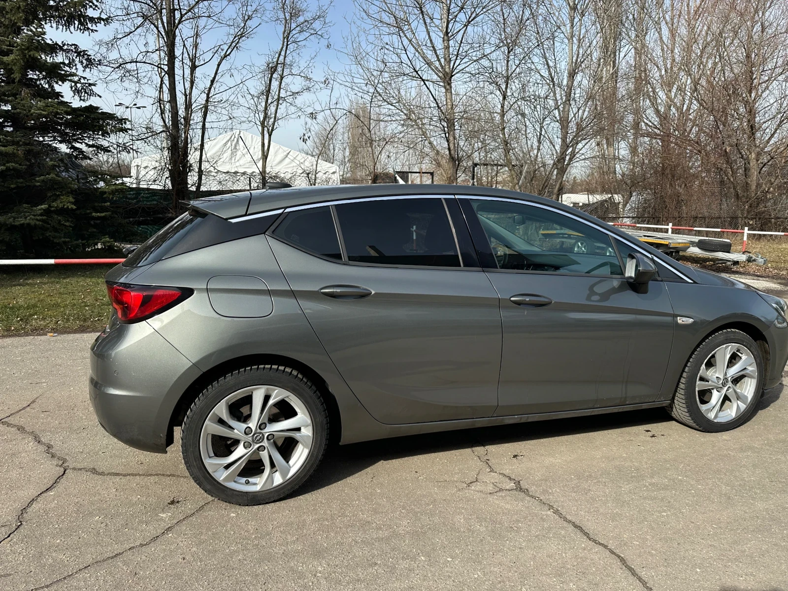 Opel Astra INNOVATION, снимка 2 - Автомобили и джипове - 54733469