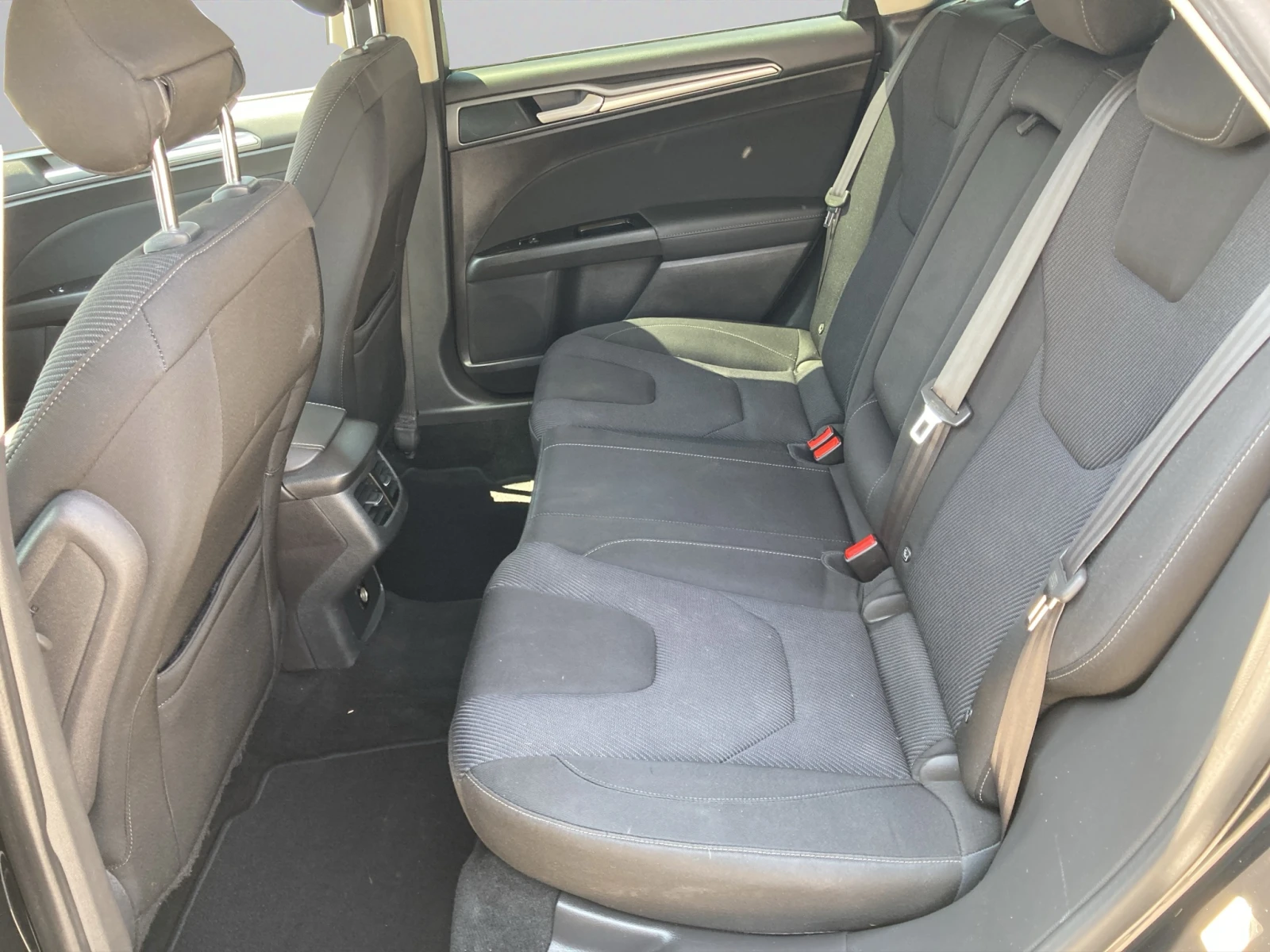 Ford Mondeo 2.0 D 150 hp MT6 E6, снимка 11 - Автомобили и джипове - 55378329