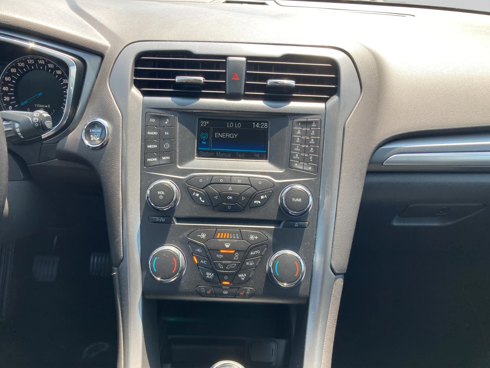 Ford Mondeo 2.0 D 150 hp MT6 E6, снимка 14 - Автомобили и джипове - 55378329