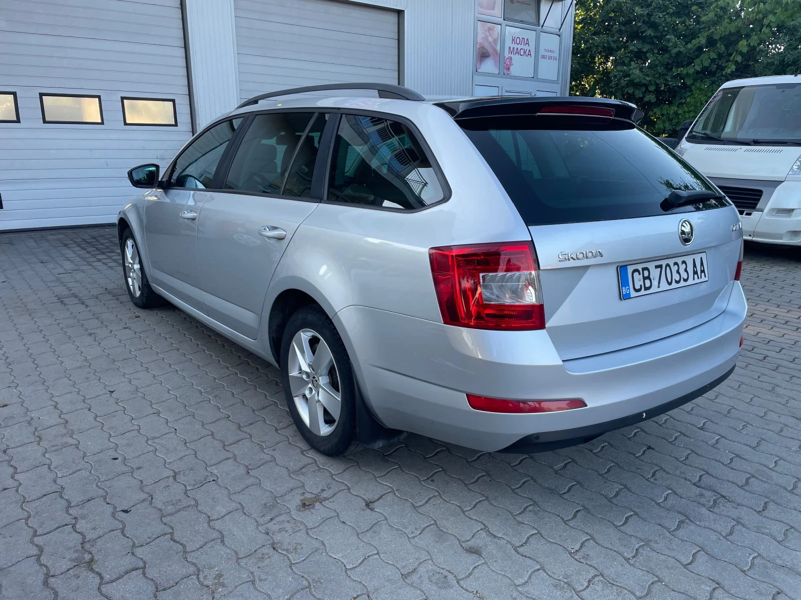 Skoda Octavia, снимка 6 - Автомобили и джипове - 55494370
