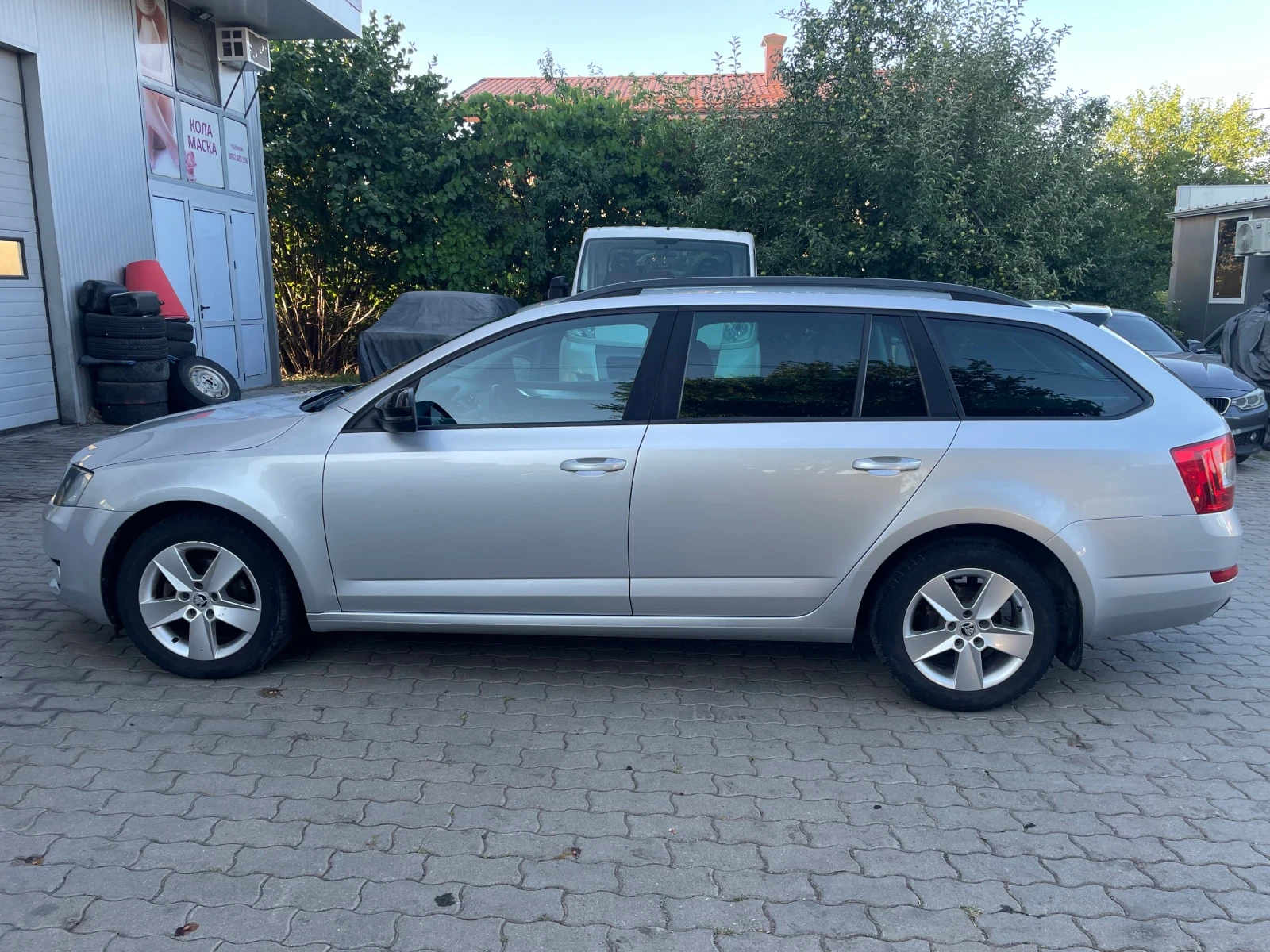 Skoda Octavia, снимка 7 - Автомобили и джипове - 55494370