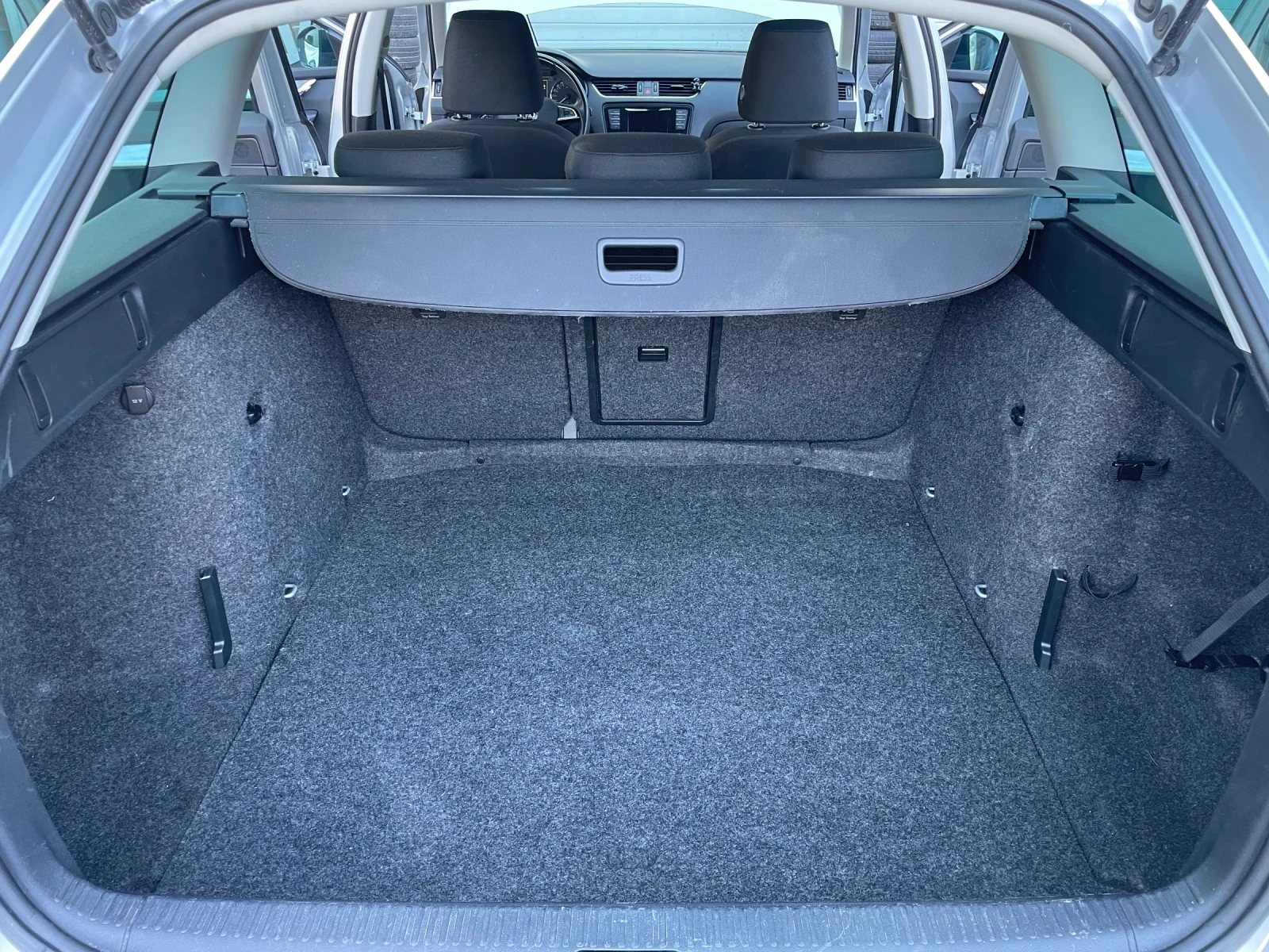 Skoda Octavia, снимка 11 - Автомобили и джипове - 55494370