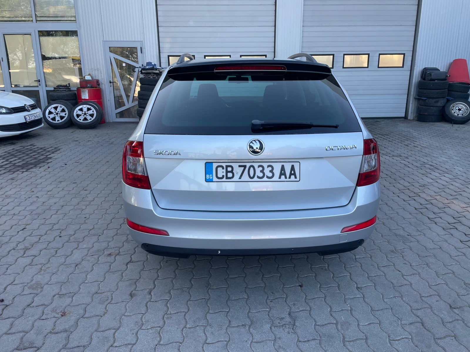 Skoda Octavia, снимка 5 - Автомобили и джипове - 55494370