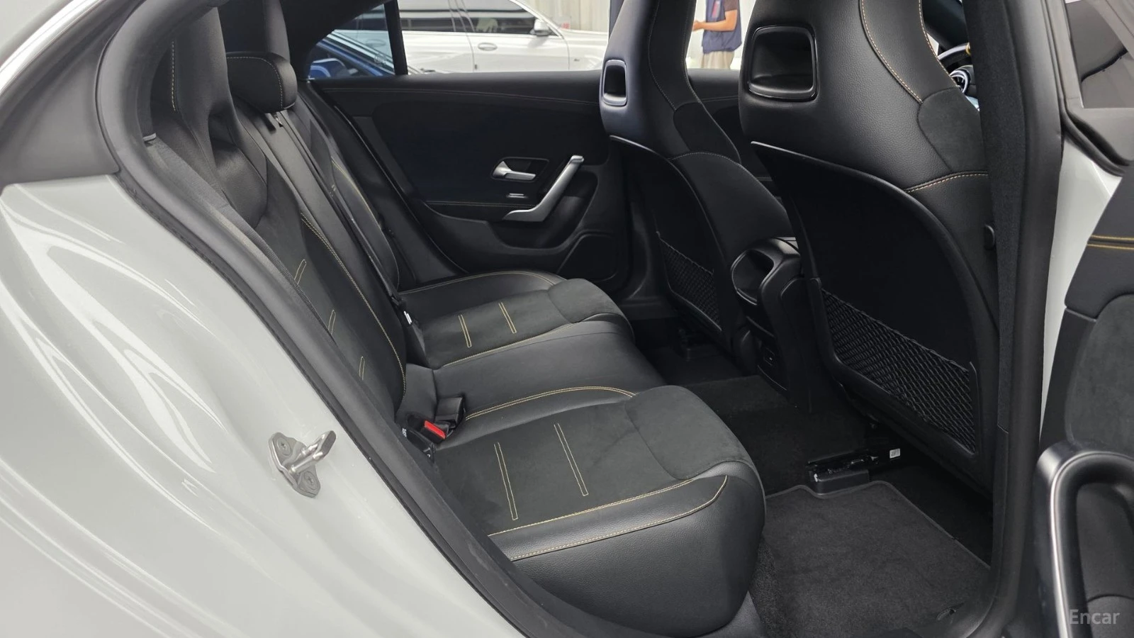 Mercedes-Benz CLA 45 AMG S* 4MATIC* КОЖА* ПОДГРЕВ* КАМЕРА* ПАНОРАМА* , снимка 12 - Автомобили и джипове - 55640509