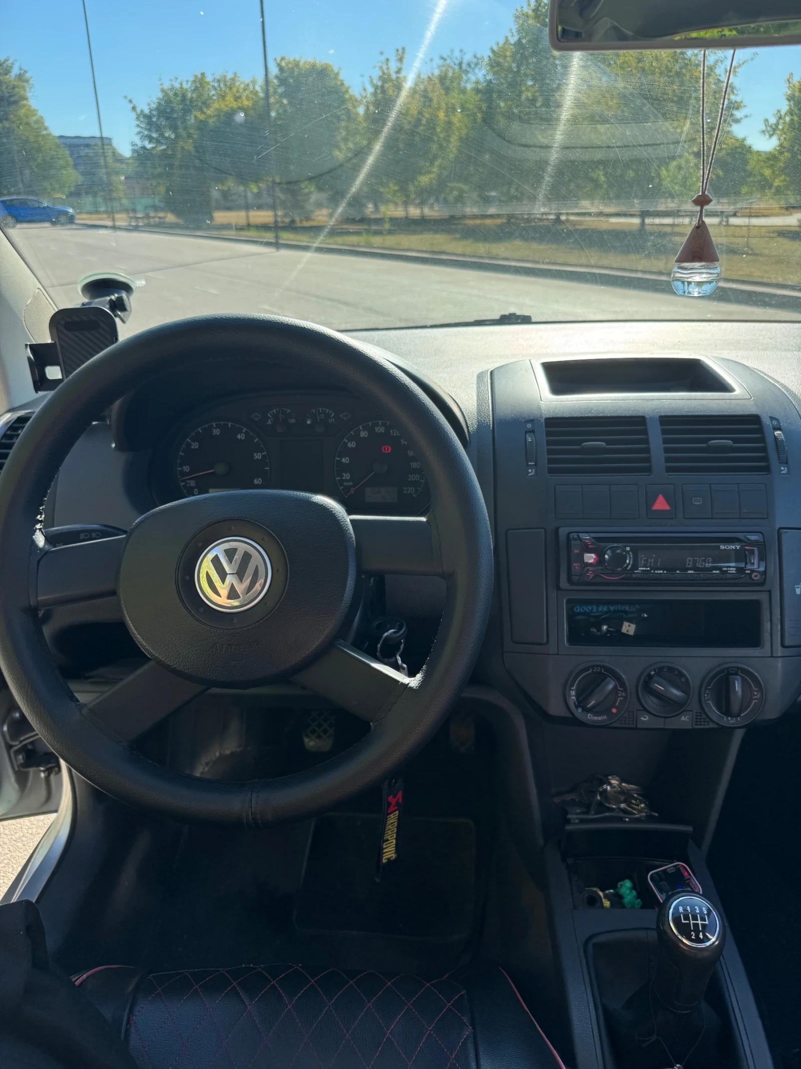 VW Polo 1.4, снимка 4 - Автомобили и джипове - 55971108