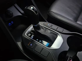 Hyundai Santa fe 2.0 2WD PREMIUM, снимка 9