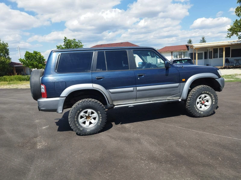 Nissan Patrol, снимка 2 - Автомобили и джипове - 52604521