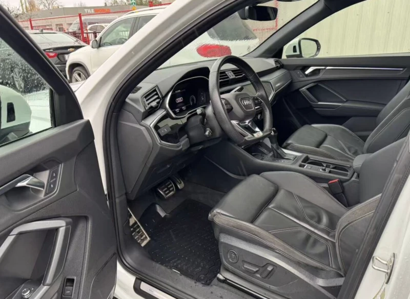 Audi Q3 АВТОКРЕДИТ* ЦЕНА БЕЗ АНАЛОГ* , снимка 10 - Автомобили и джипове - 52874139