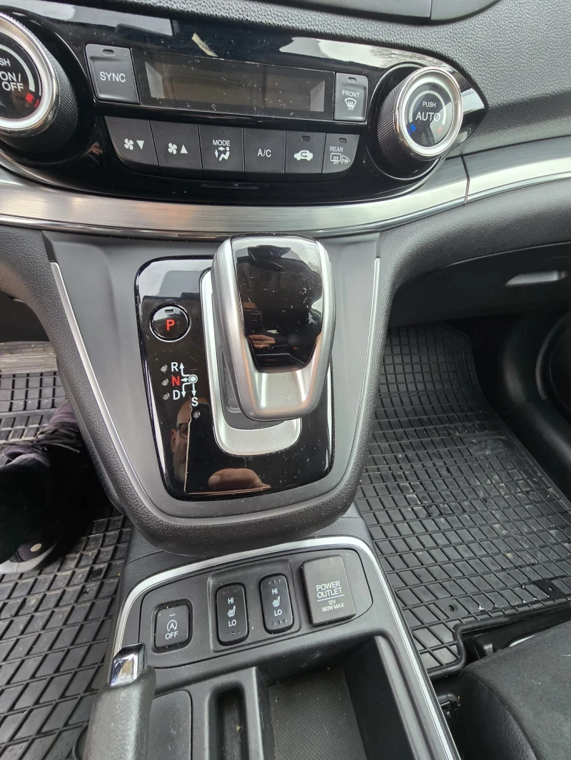 Honda Cr-v 1.6 iD-Tec, снимка 9 - Автомобили и джипове - 53041917