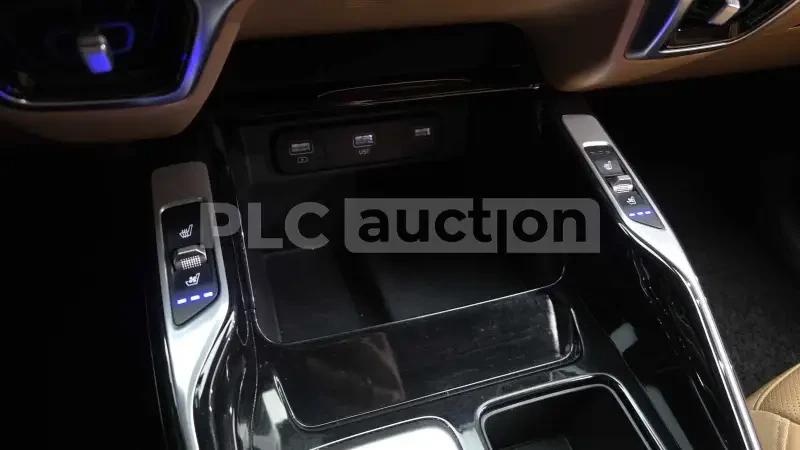 Kia Sportage 2.2 CRDI| 360| ОБДУХ| DISTRONIC| ВКЛ.ТЕХНОТЕСТ, снимка 9 - Автомобили и джипове - 54682510