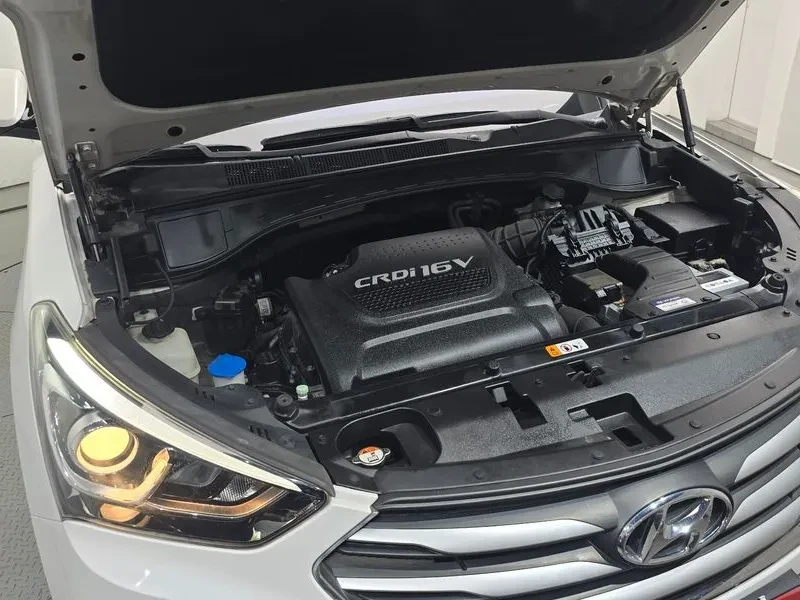 Hyundai Santa fe 2.0 2WD PREMIUM, снимка 6 - Автомобили и джипове - 55747454