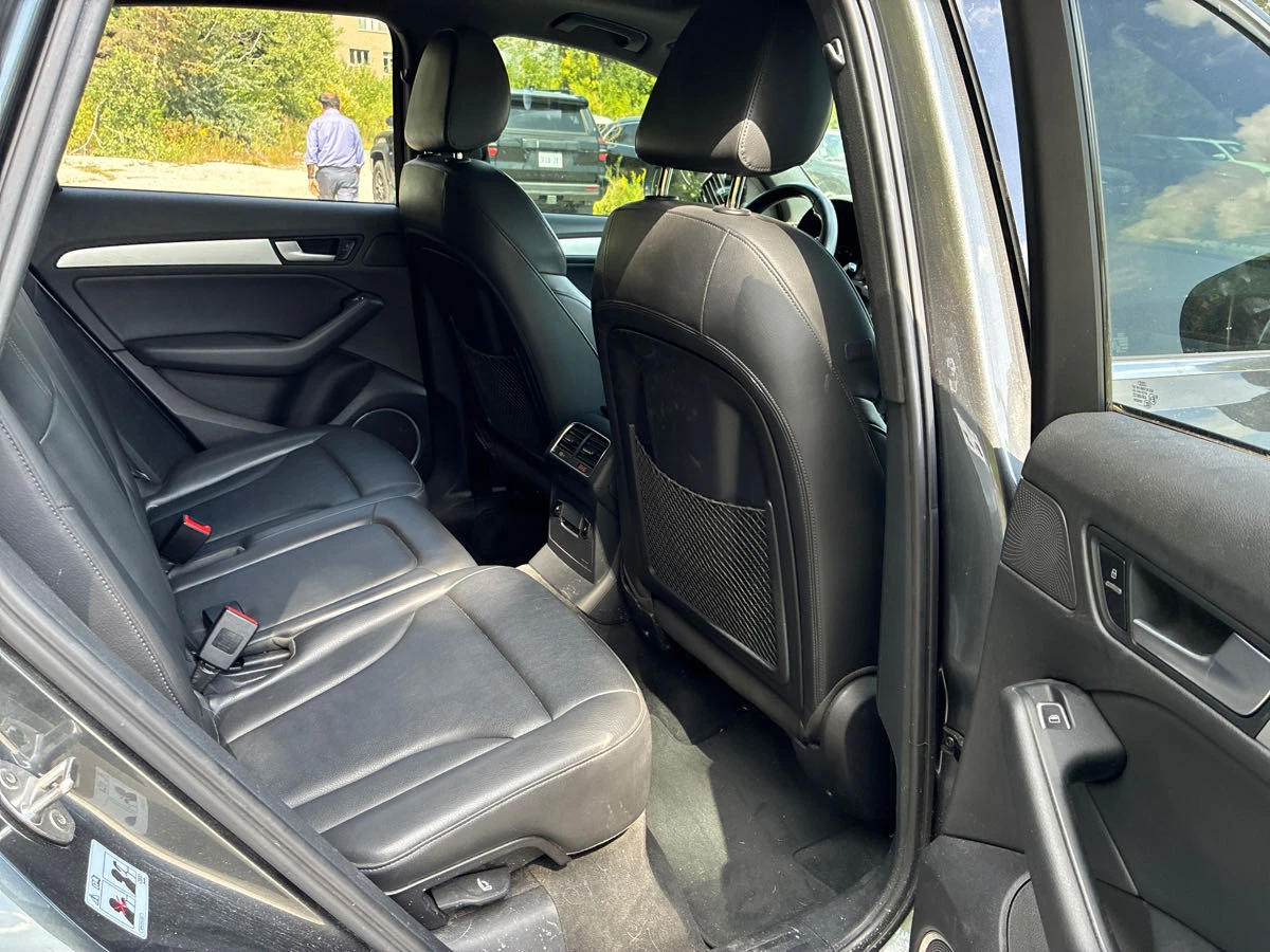 Audi Q5 3.0L CARFAX* АВТОФИНАНСИРАНЕ БЕЗ ПЪРВОНАЧАЛНА ВНОС - изображение 8