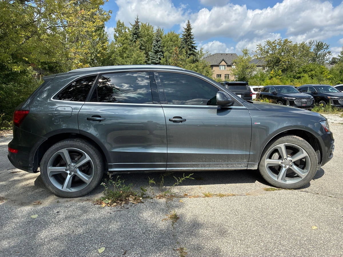 Audi Q5 3.0L CARFAX* АВТОФИНАНСИРАНЕ БЕЗ ПЪРВОНАЧАЛНА ВНОС - изображение 10