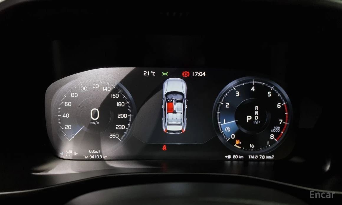 Volvo XC40  - изображение 8