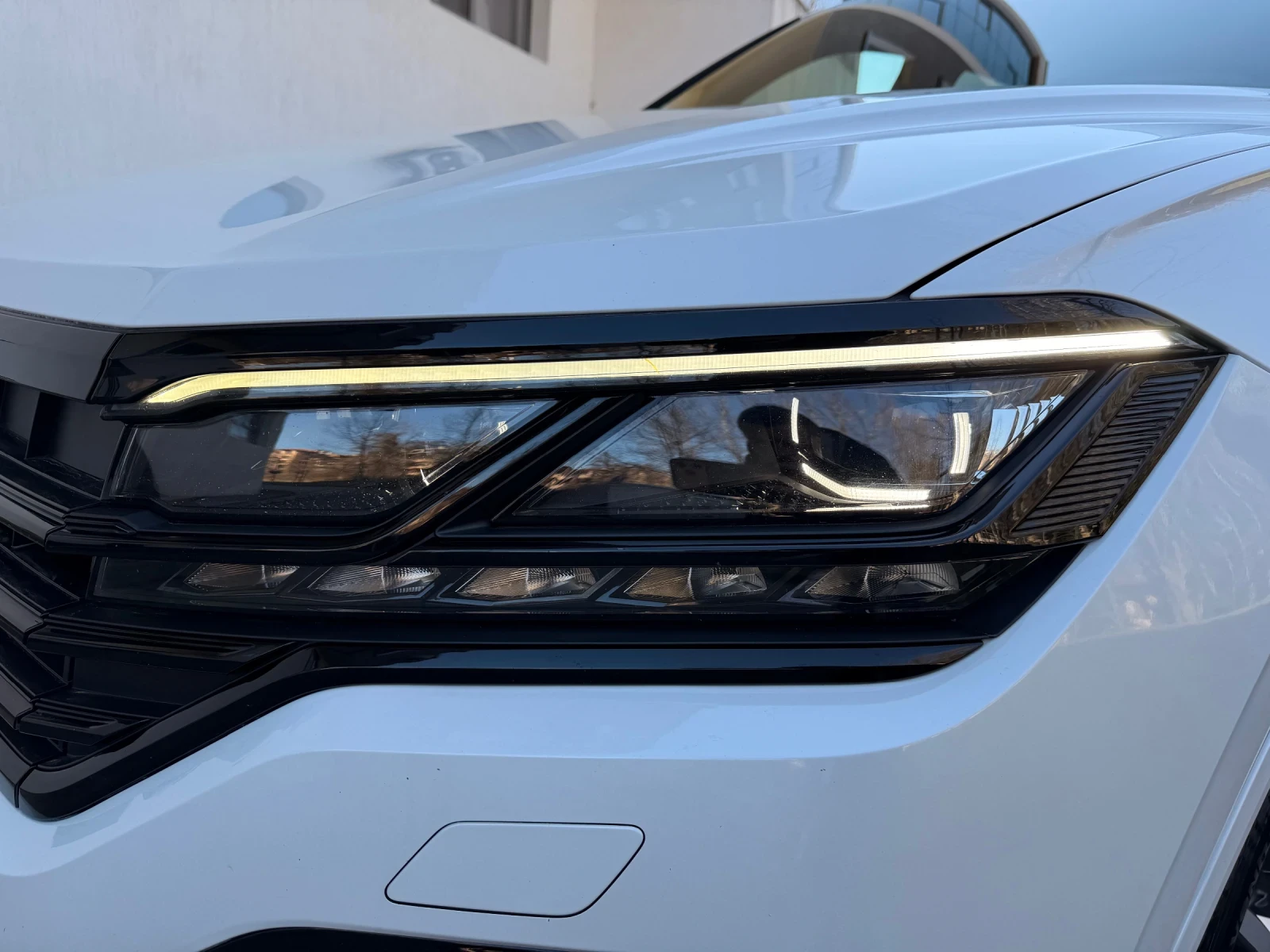 VW Touareg R-LINE / eHYBRID / V6, снимка 15 - Автомобили и джипове - 53649772