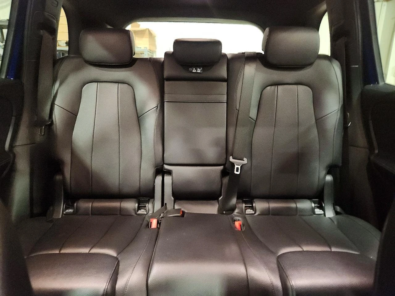 Mercedes-Benz GLB 250 4MATIC , снимка 10 - Автомобили и джипове - 54342041