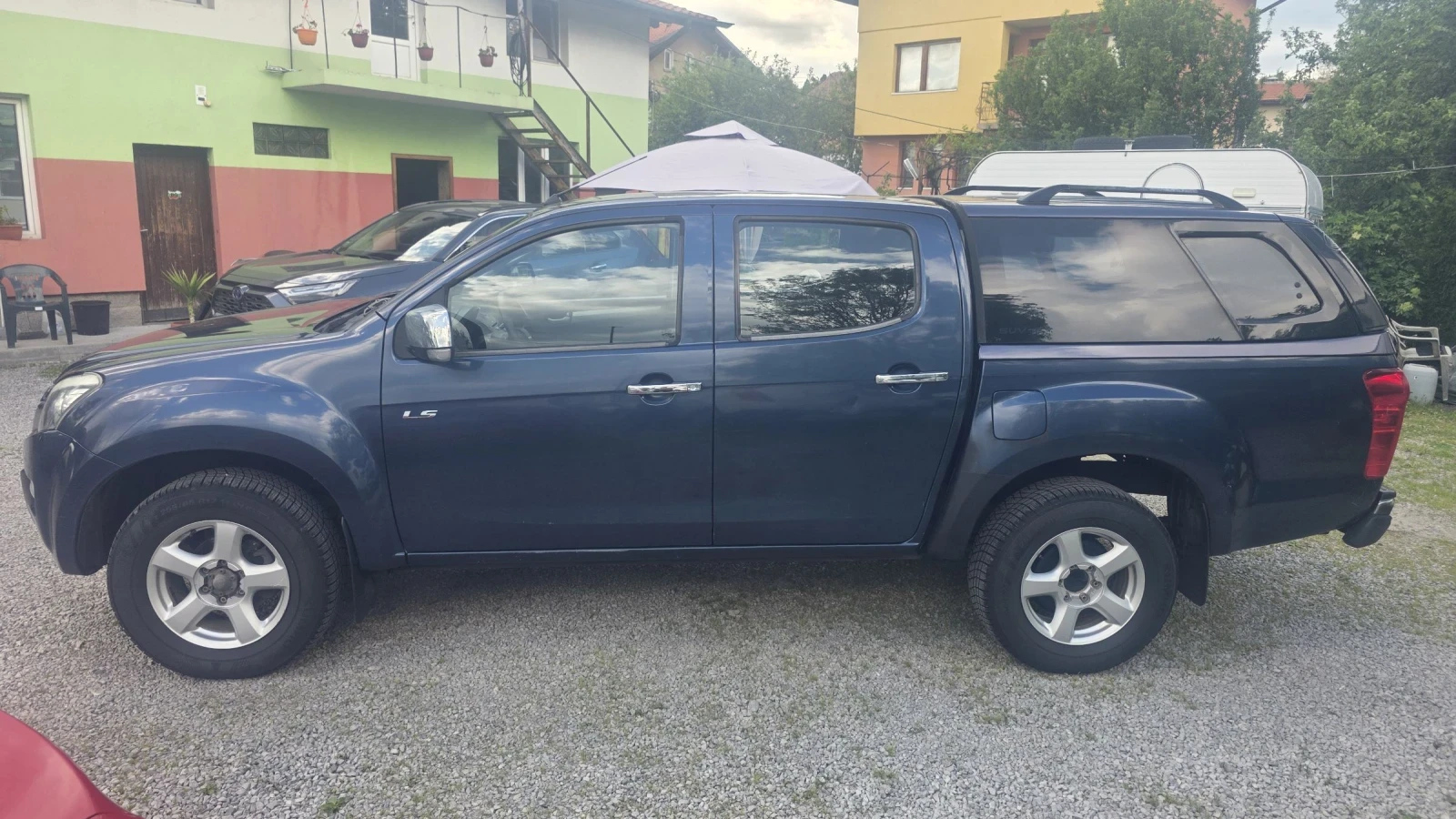 Isuzu D-max 2.5D, снимка 6 - Автомобили и джипове - 54682485