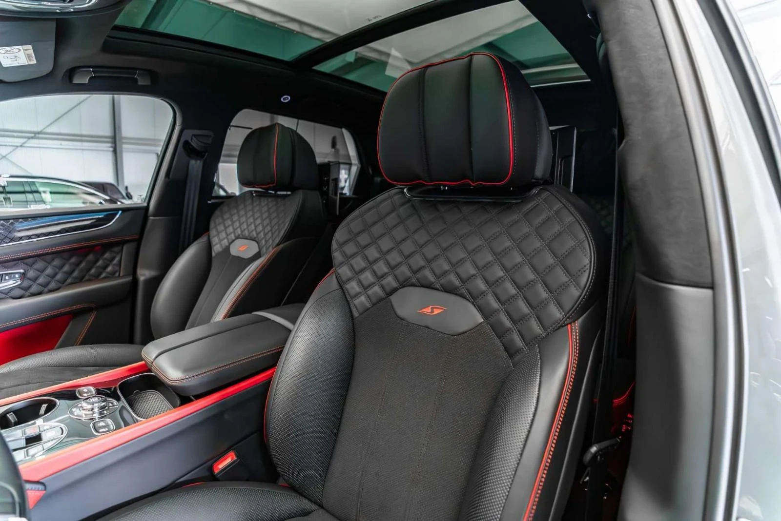 Bentley Bentayga S V8* BLACK EDITION* , снимка 11 - Автомобили и джипове - 54923811