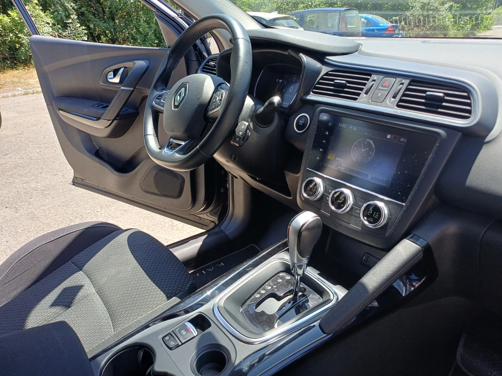 Renault Kadjar 1.5 DCI, снимка 12 - Автомобили и джипове - 55091888