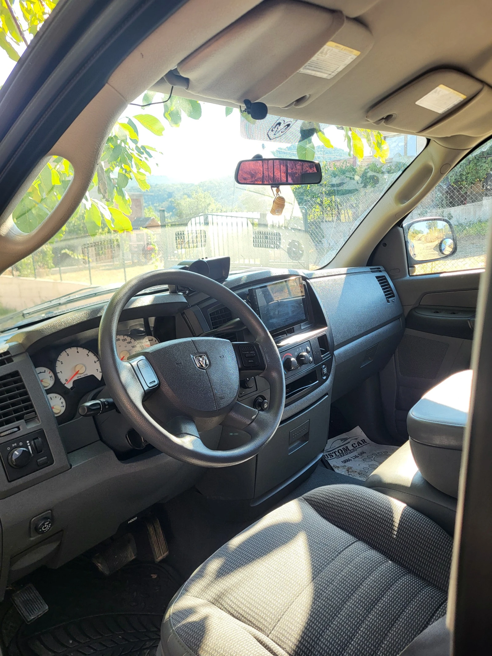 Dodge RAM 1500, снимка 10 - Автомобили и джипове - 56275194