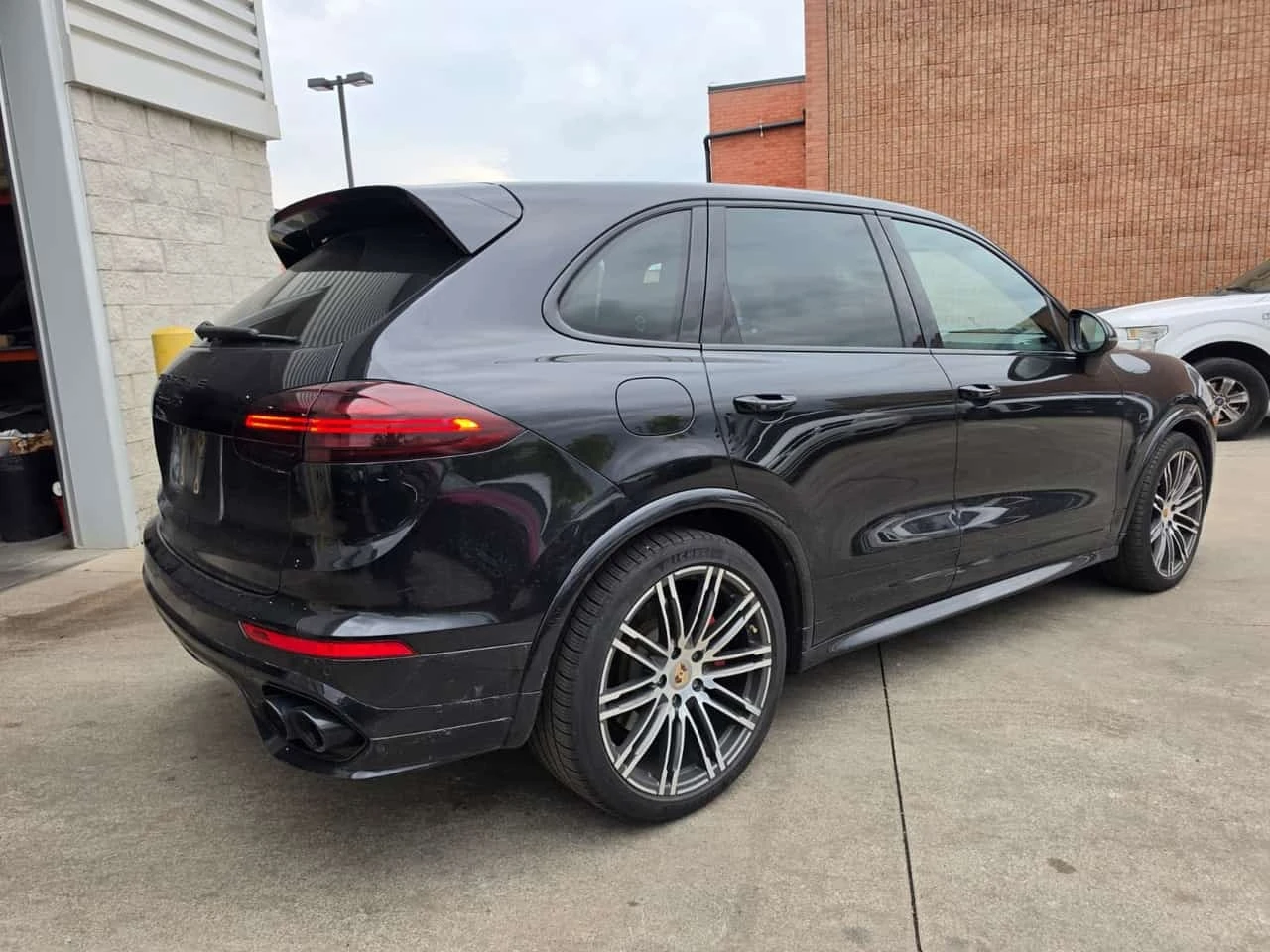 Porsche Cayenne * GTS * CARFAX * ����� �� ����������� | Mobile.bg � ����������� 3