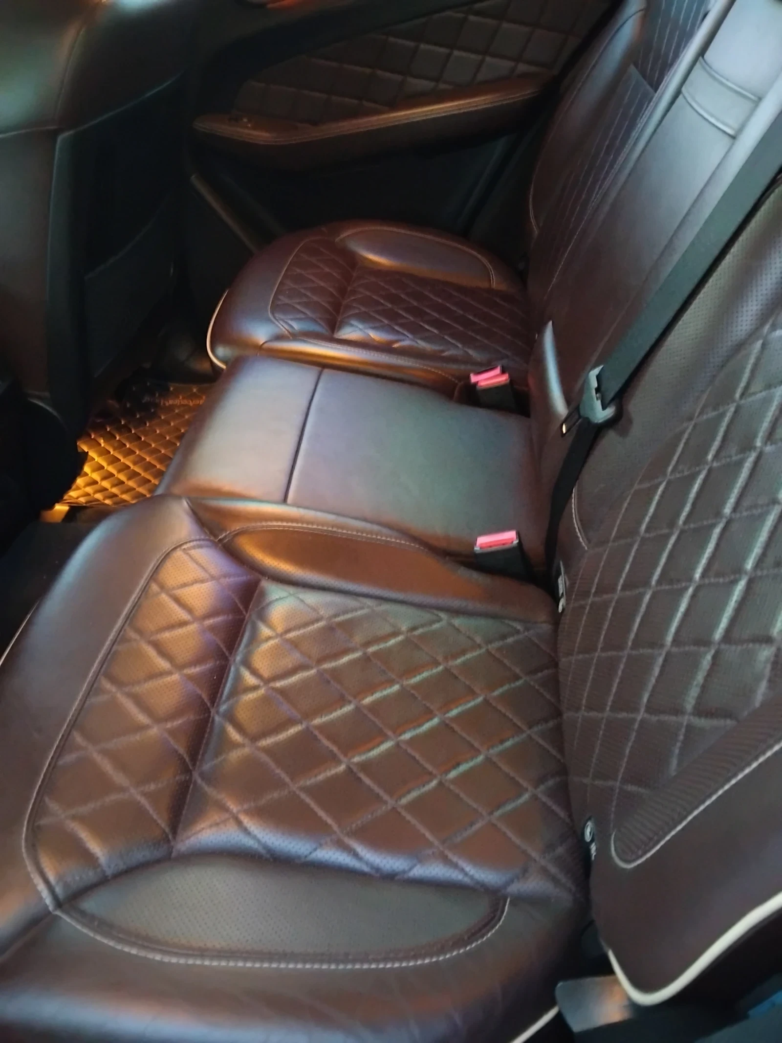 Mercedes-Benz ML 350 ПЕРФЕКТЕН!!! AMG!!!, снимка 9 - Автомобили и джипове - 56721345