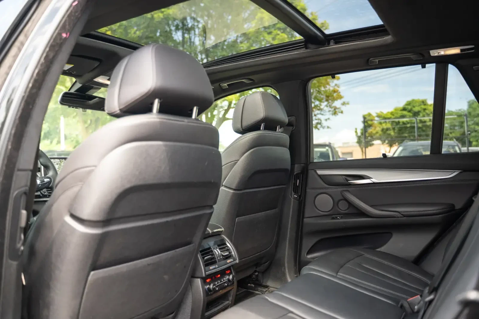 BMW X5 xDrive35i, снимка 16 - Автомобили и джипове - 56750152