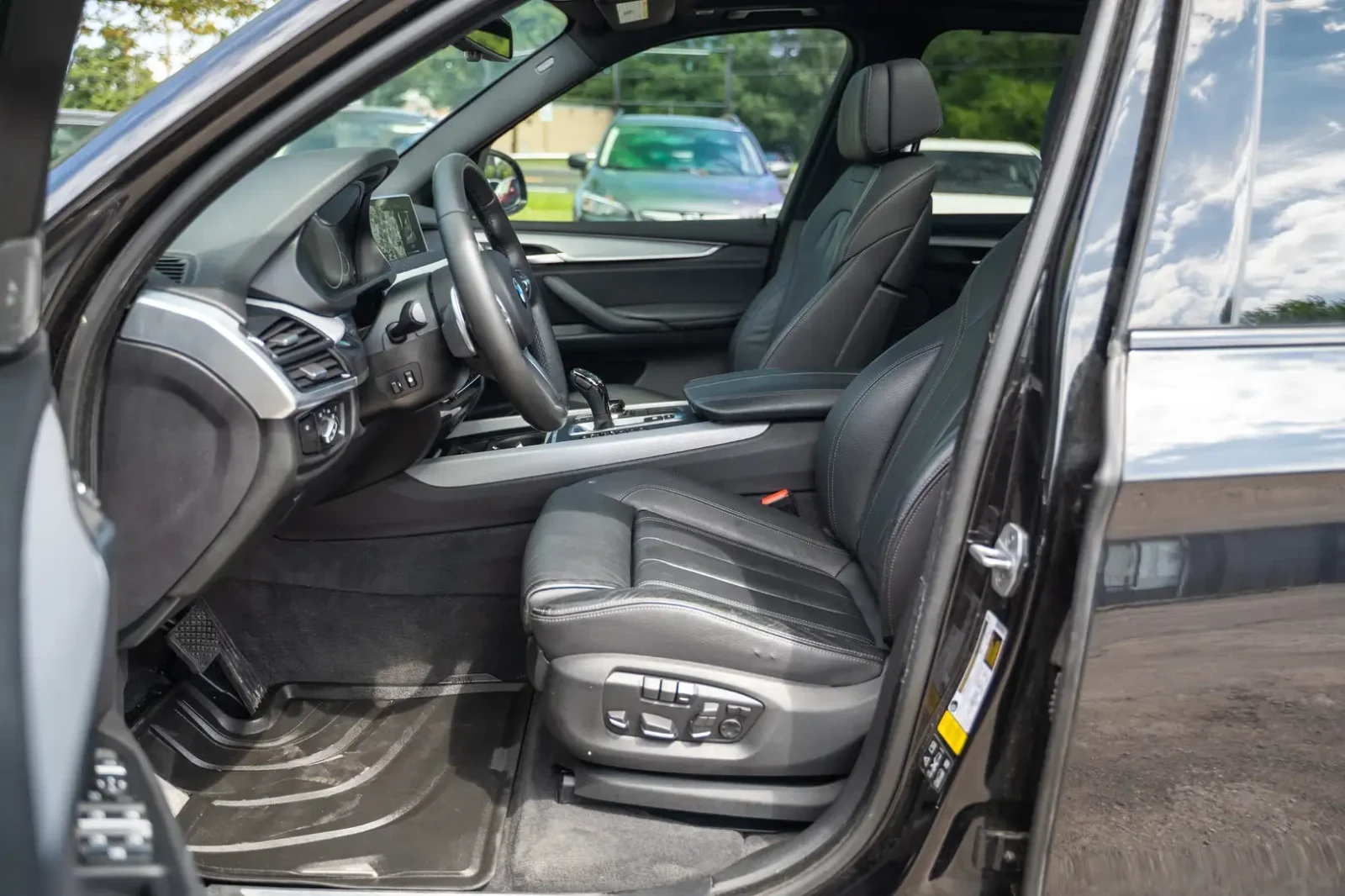 BMW X5 xDrive35i, снимка 6 - Автомобили и джипове - 56750152