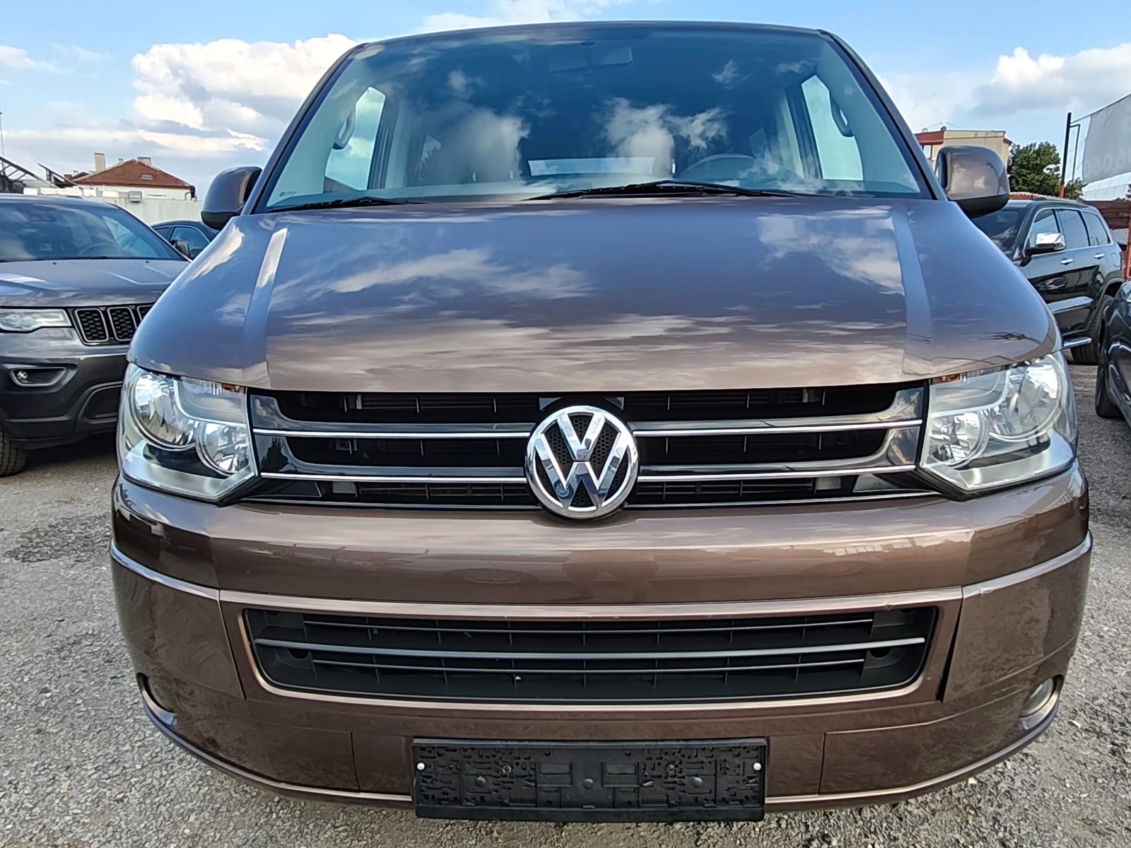 VW T5 "MULTIVAN" !!! ШВЕЙЦАРИЯ !!! Като НОВ !!!, снимка 5 - Бусове и автобуси - 55615285