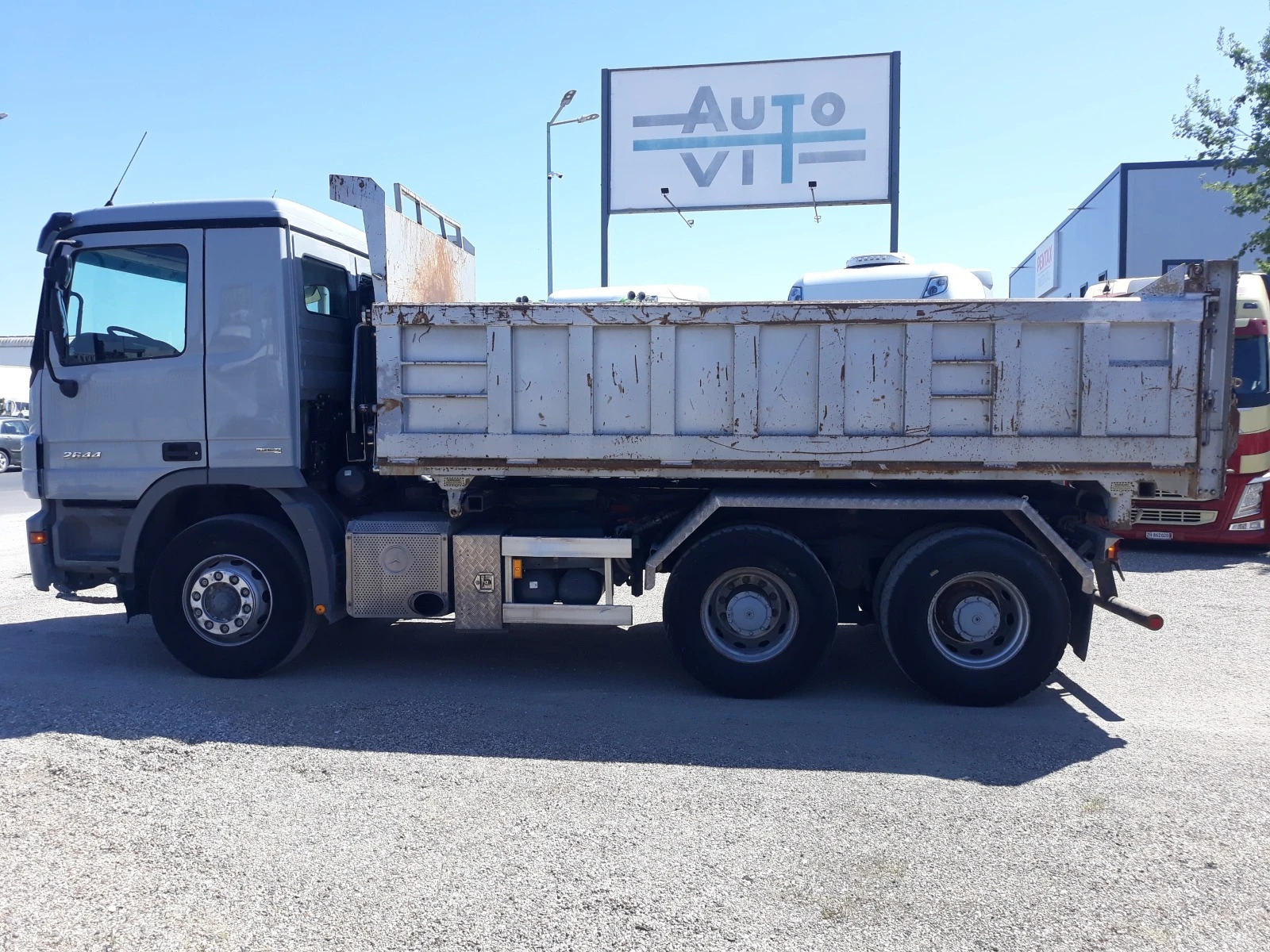 Mercedes-Benz Actros САМОСВАЛ - изображение 4