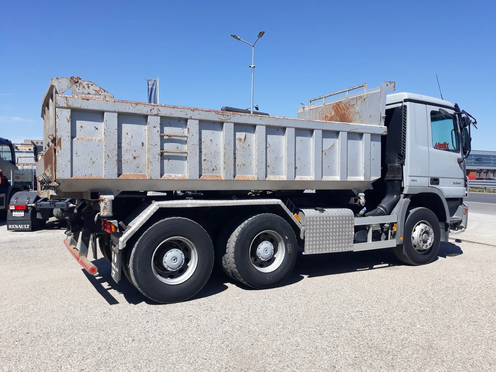 Mercedes-Benz Actros САМОСВАЛ - изображение 9