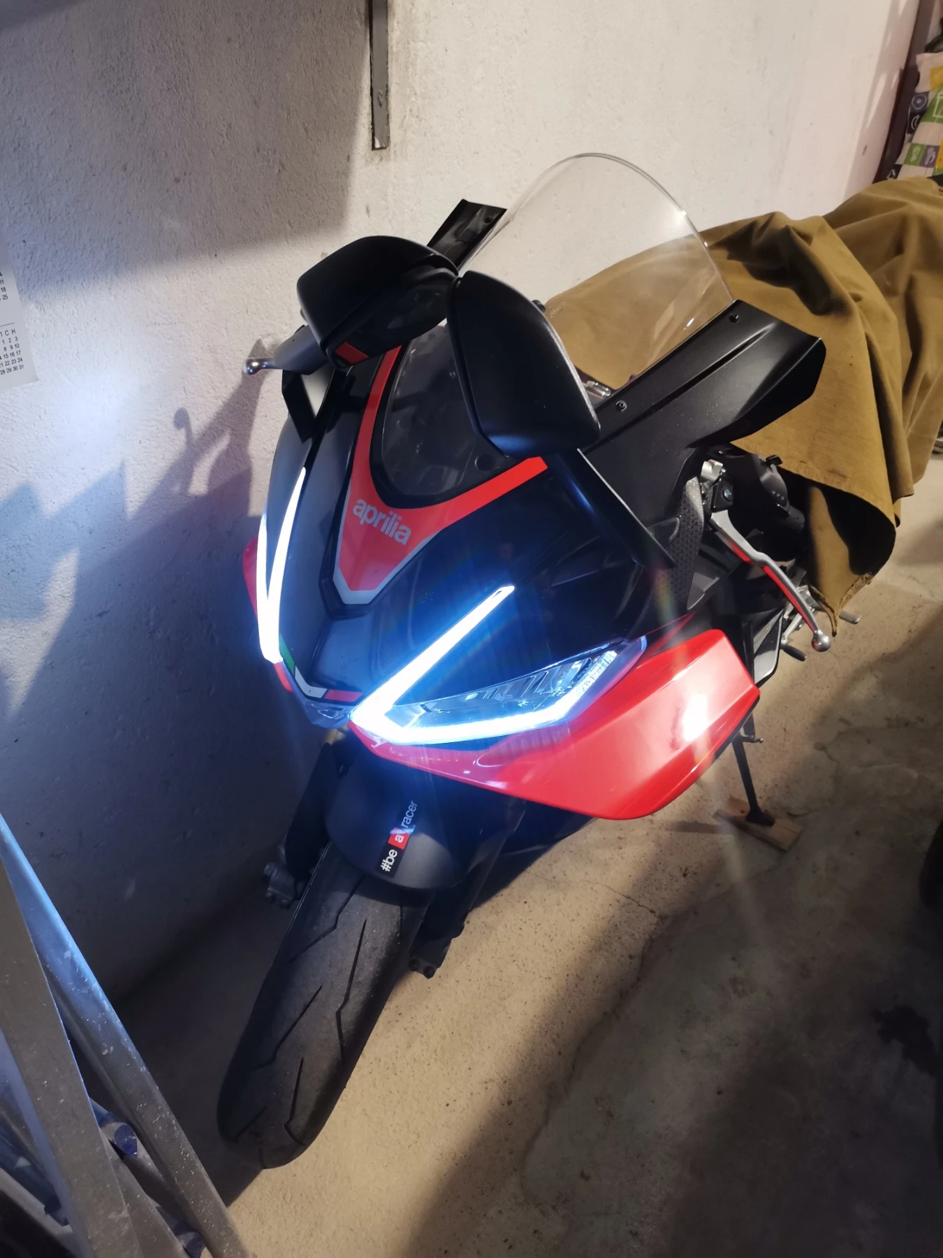 Aprilia RSV4 Factory - изображение 3